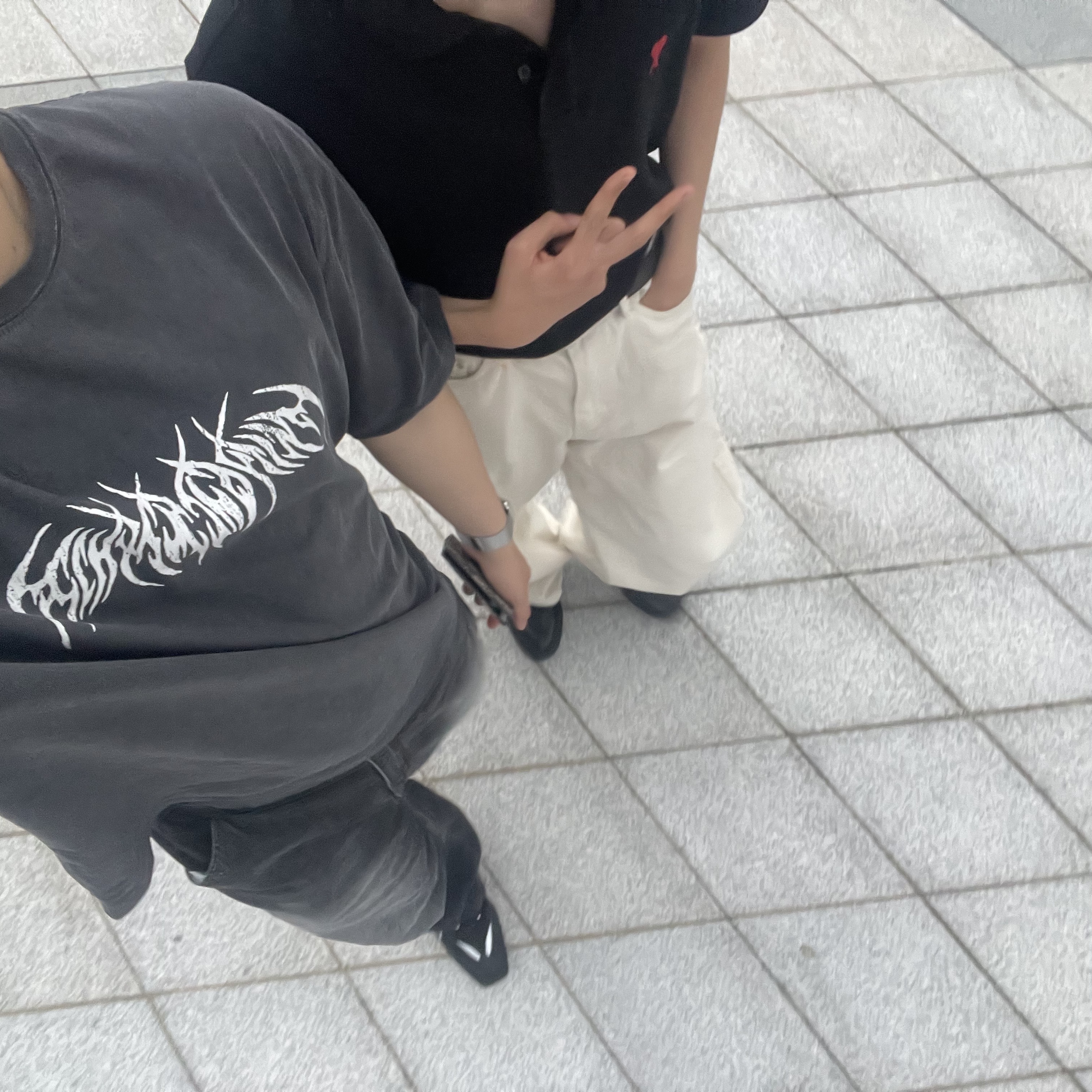 Nike x Martine Rose Shox MR4 Black, AMI de Coeur Polo Shirt Black 착용 스타일 - 1