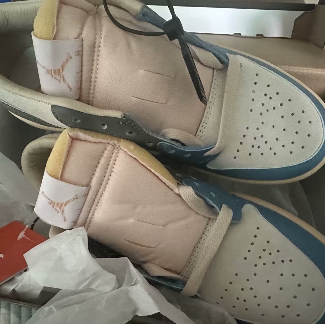 Jordan 1 Low SE Tokyo 96 착용 스타일 - 3