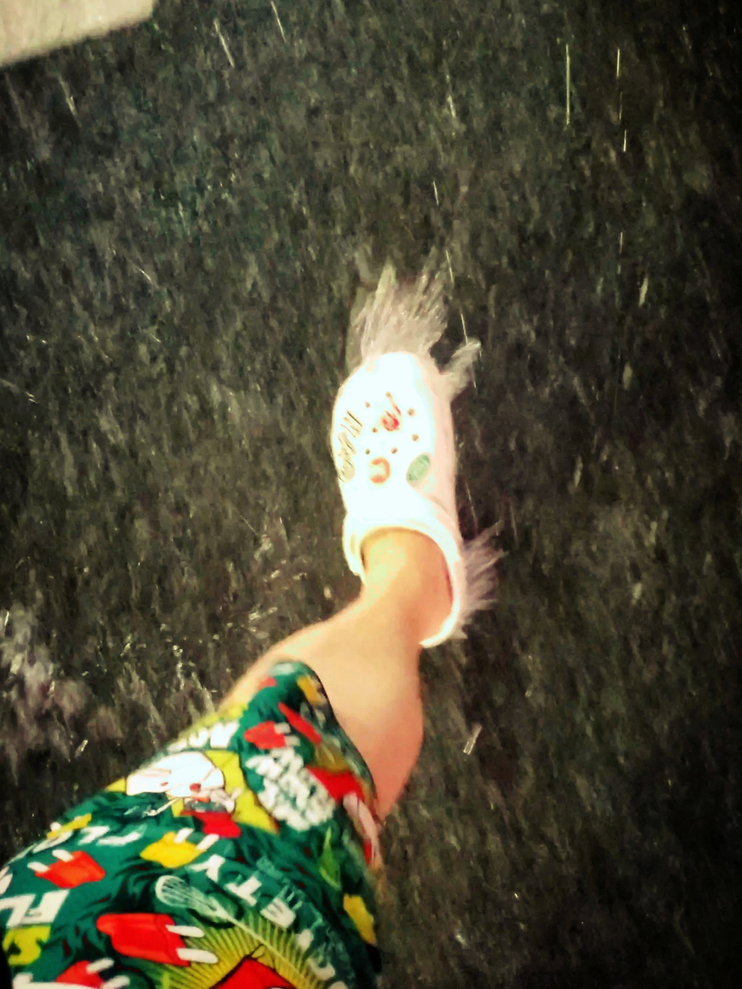 Crocs Classic Clog White 착용 스타일