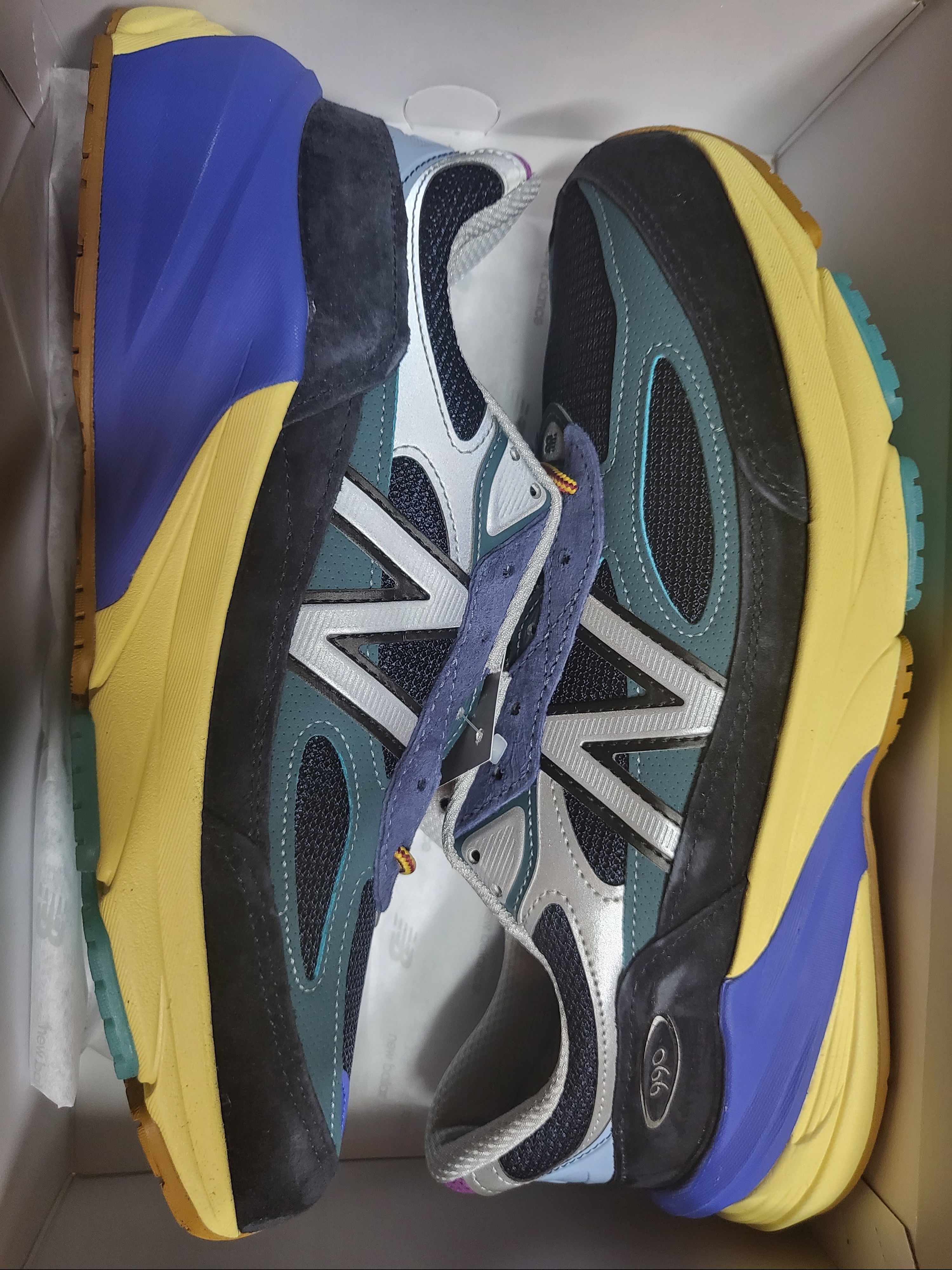 New Balance x Action Bronson 990v6 Made in USA Lapis Lazuli 착용 스타일