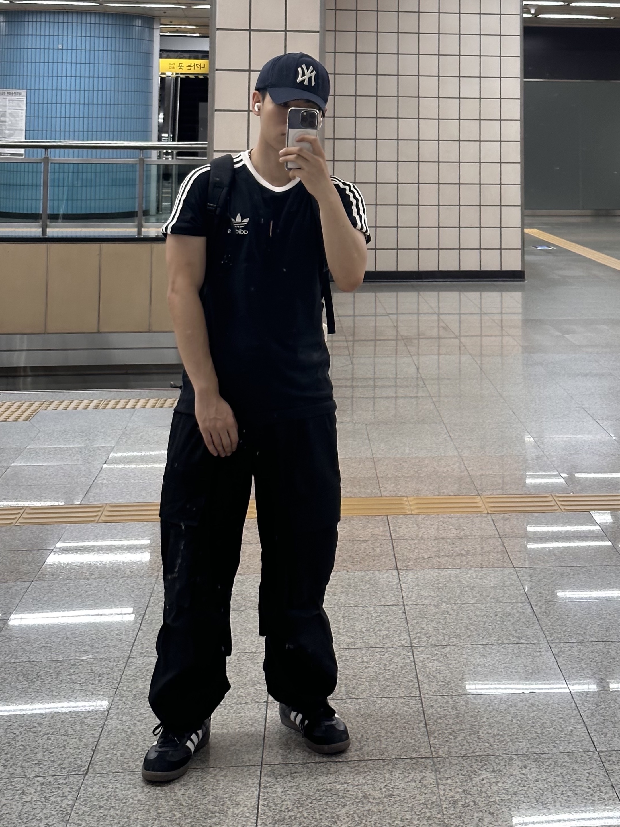 Adidas Samba ADV Black 착용 스타일 - 1