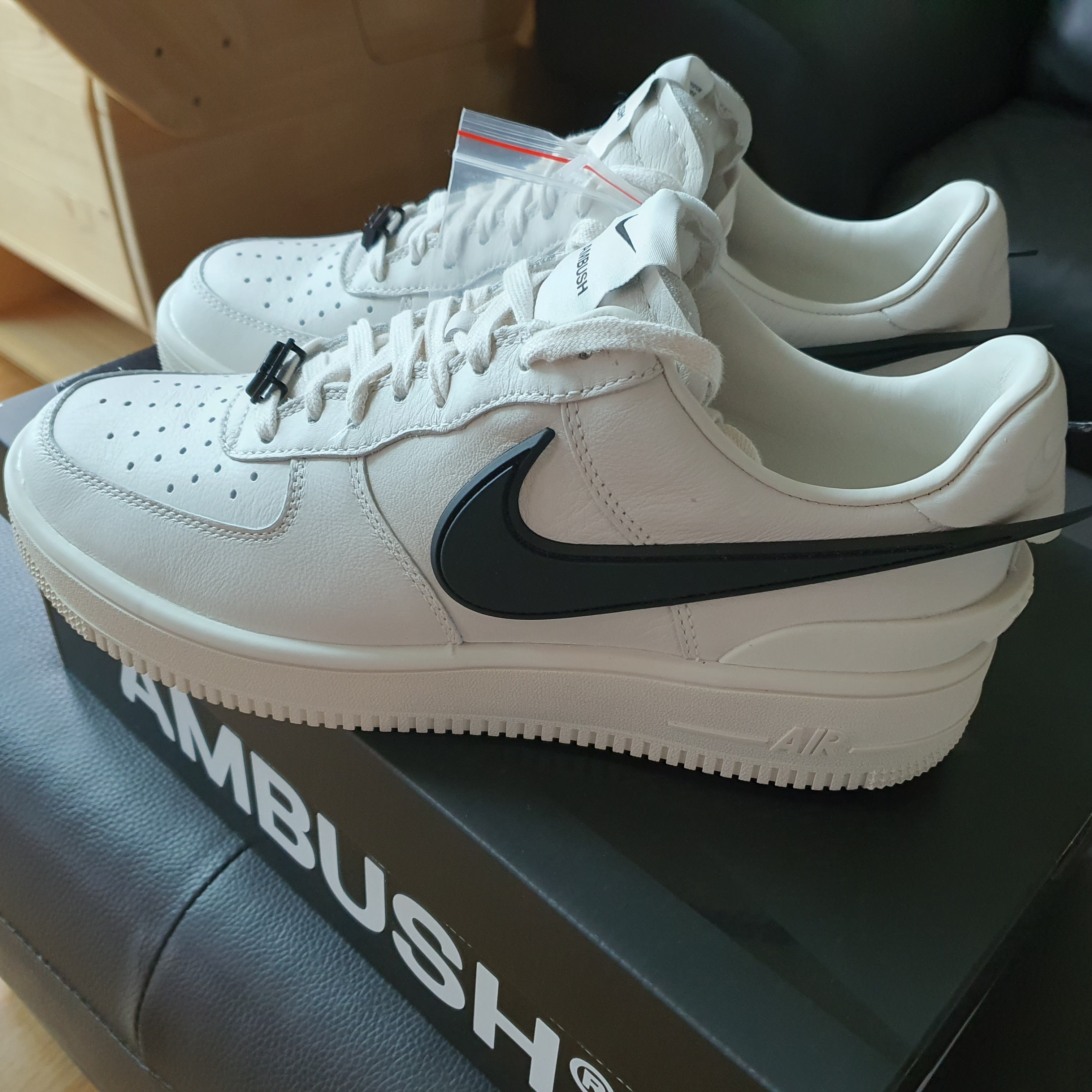 Nike x Ambush Air Force 1 Low SP Phantom 착용 스타일 - 2