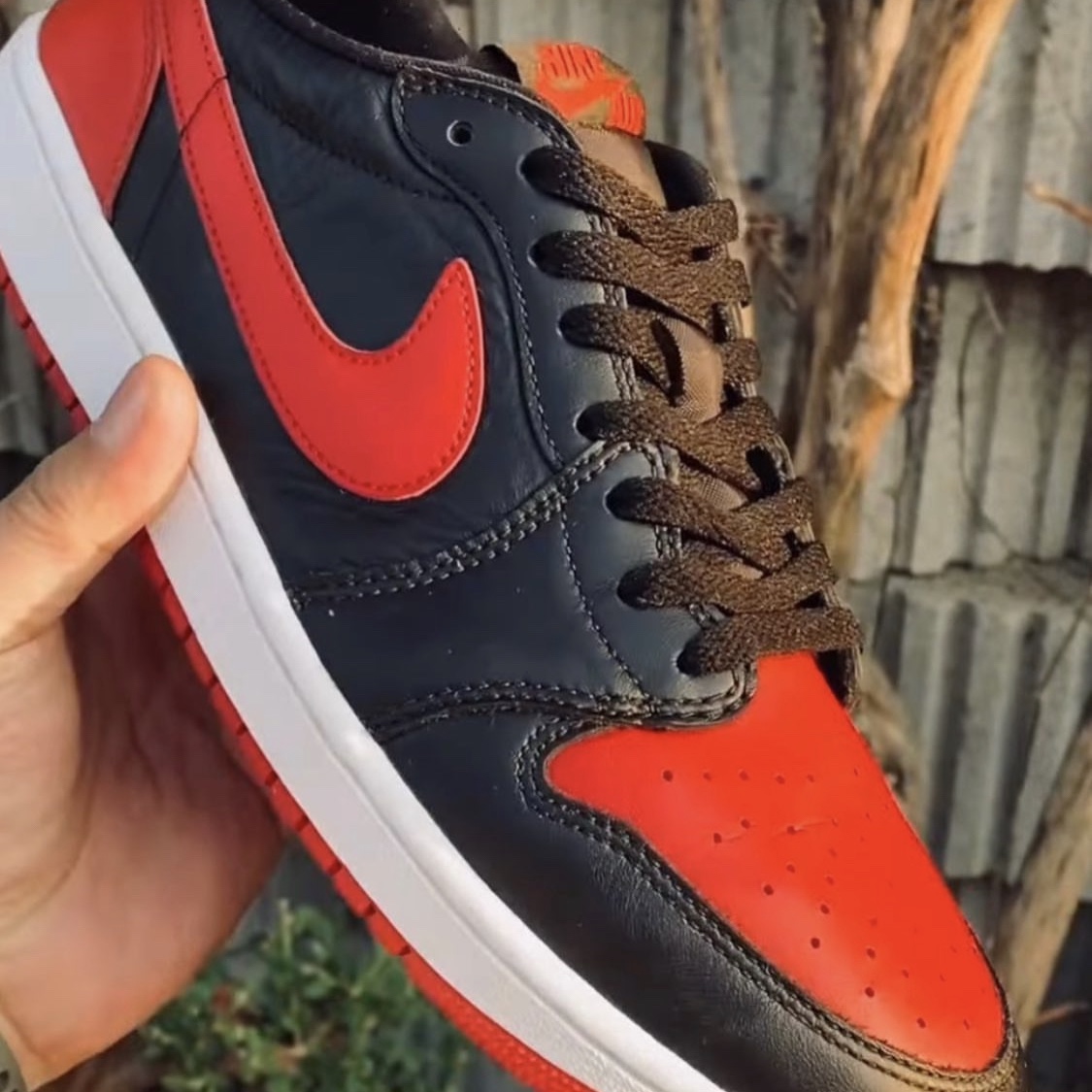 Jordan 1 Retro Low OG Bred 2015 착용 스타일 - 1