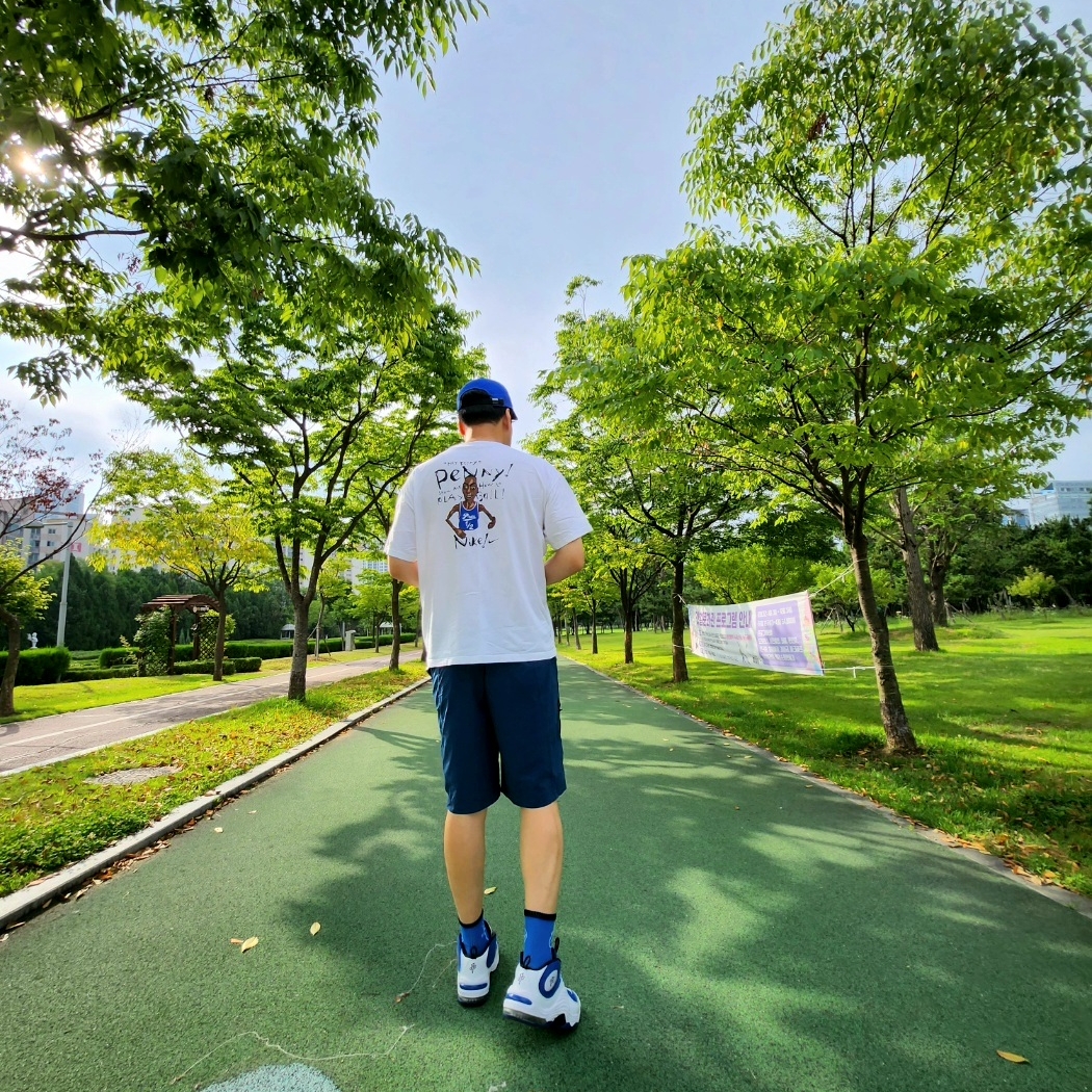Nike Air Penny II Orlando 2015, Puma x AMI Low Curve Cap Dazzling Blue 착용 스타일