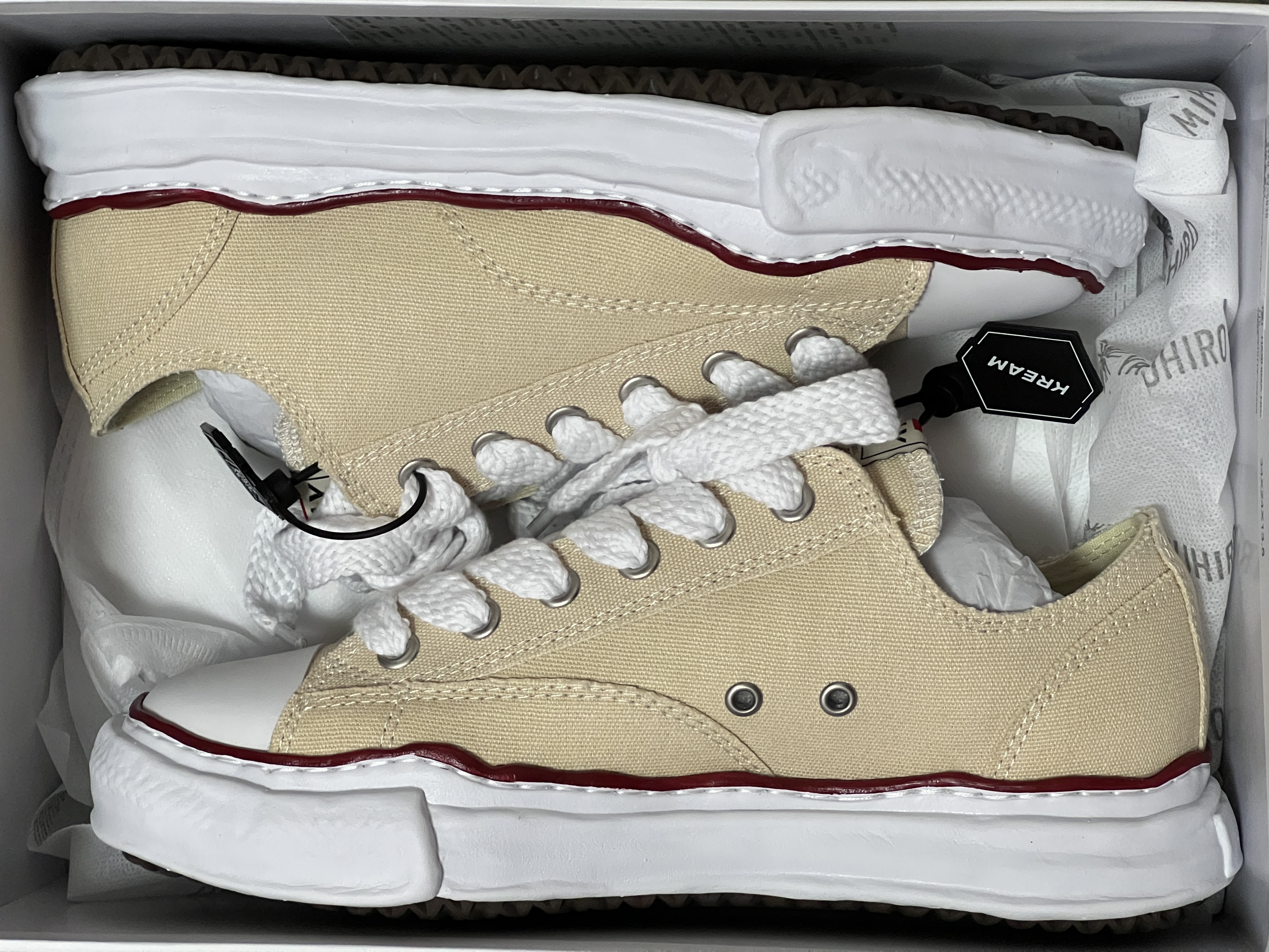 Maison Mihara Yasuhiro Peterson OG Sole Canvas Low-top Sneakers Natural 착용 스타일