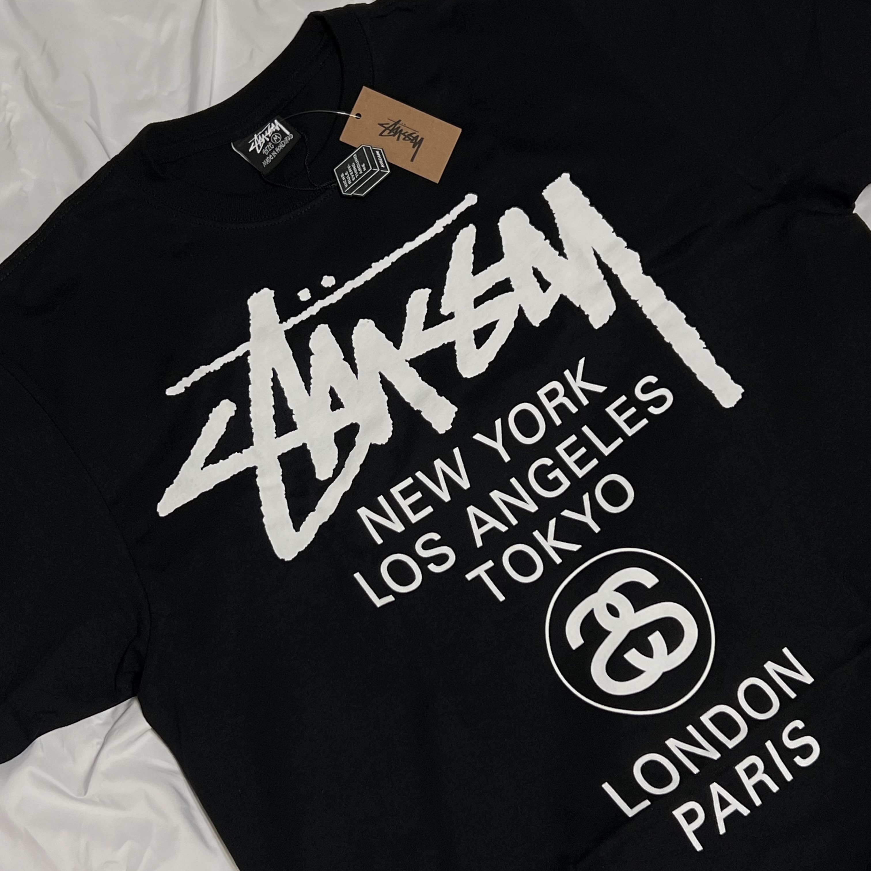 Stussy World Tour T-Shirt Black 착용 스타일