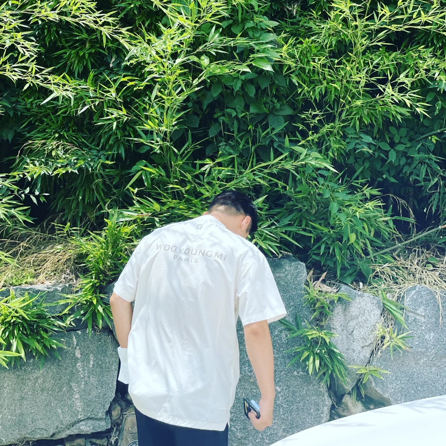 Wooyoungmi Nylon Beige Back Logo T-Shirt Ivory - 22SS 착용 스타일