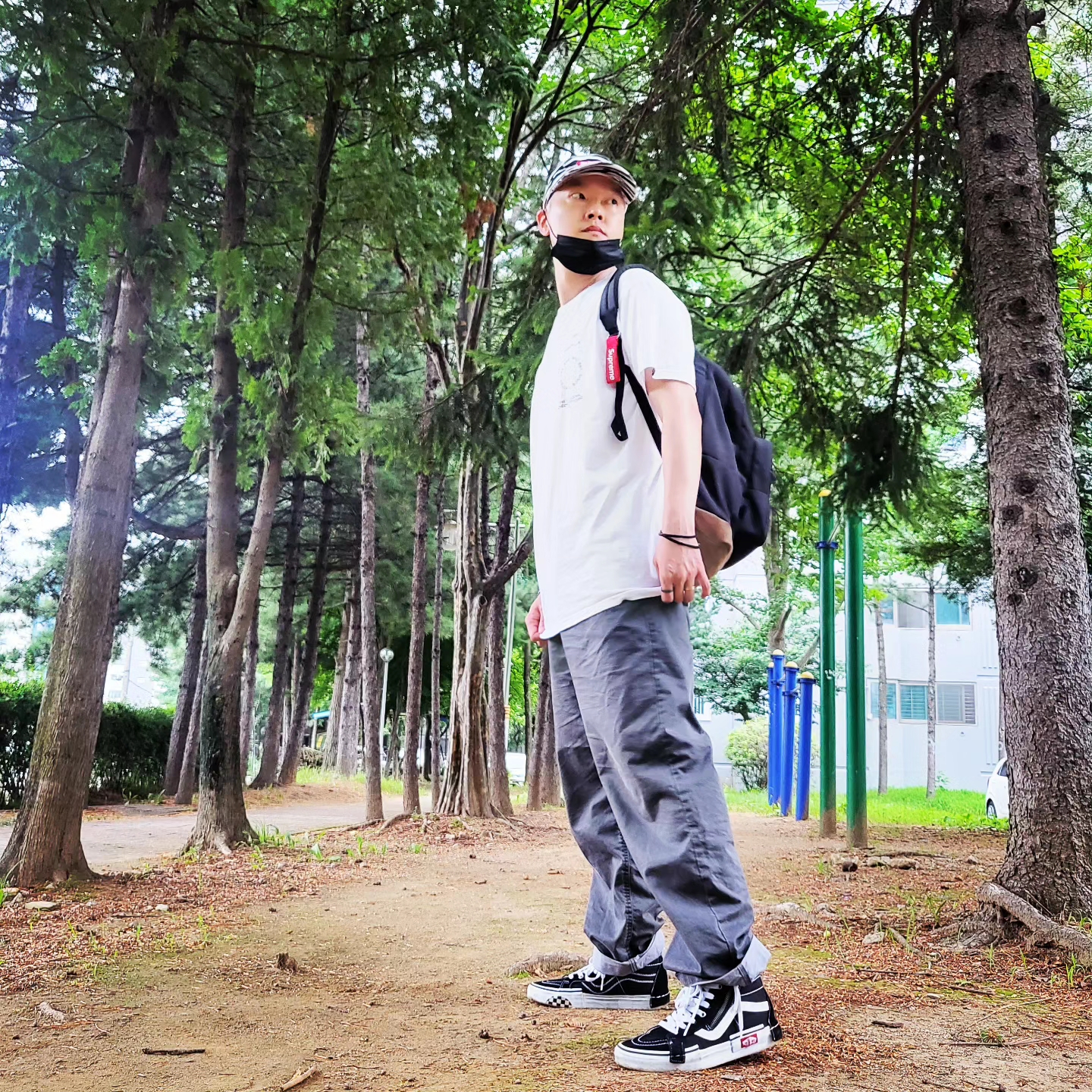 Supreme Washed Chino Twill Camp Cap Zebra - 22FW, Vans Sk8-Hi Reissue Cap Black 착용 스타일 - 2
