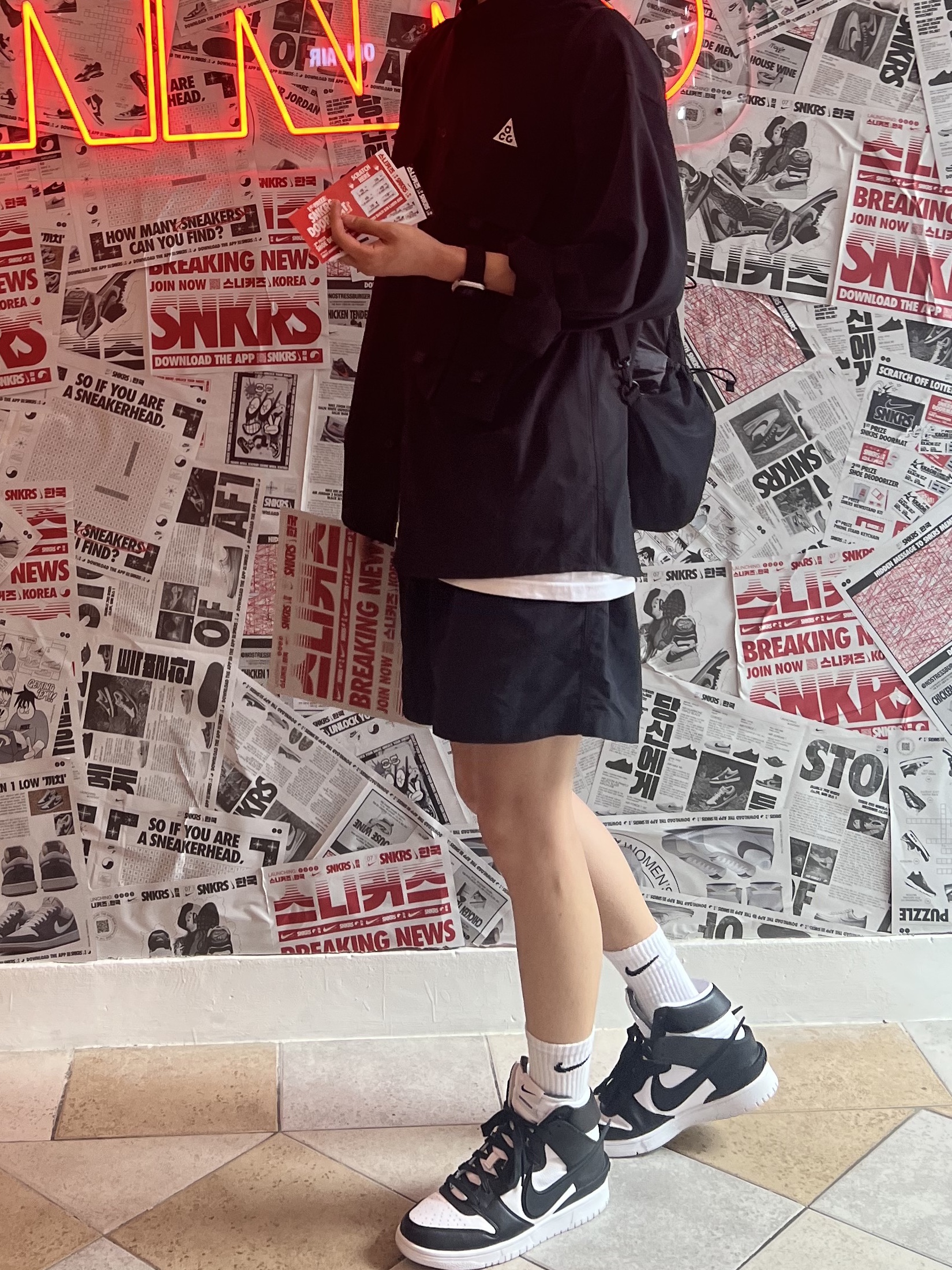 Nike ACG Dri-Fit UV Devastation Trail Shirt Black Summit White - Asia, Nike NRG ACG Trail Shorts Black Dark Smoke Grey - Asia 착용 스타일
