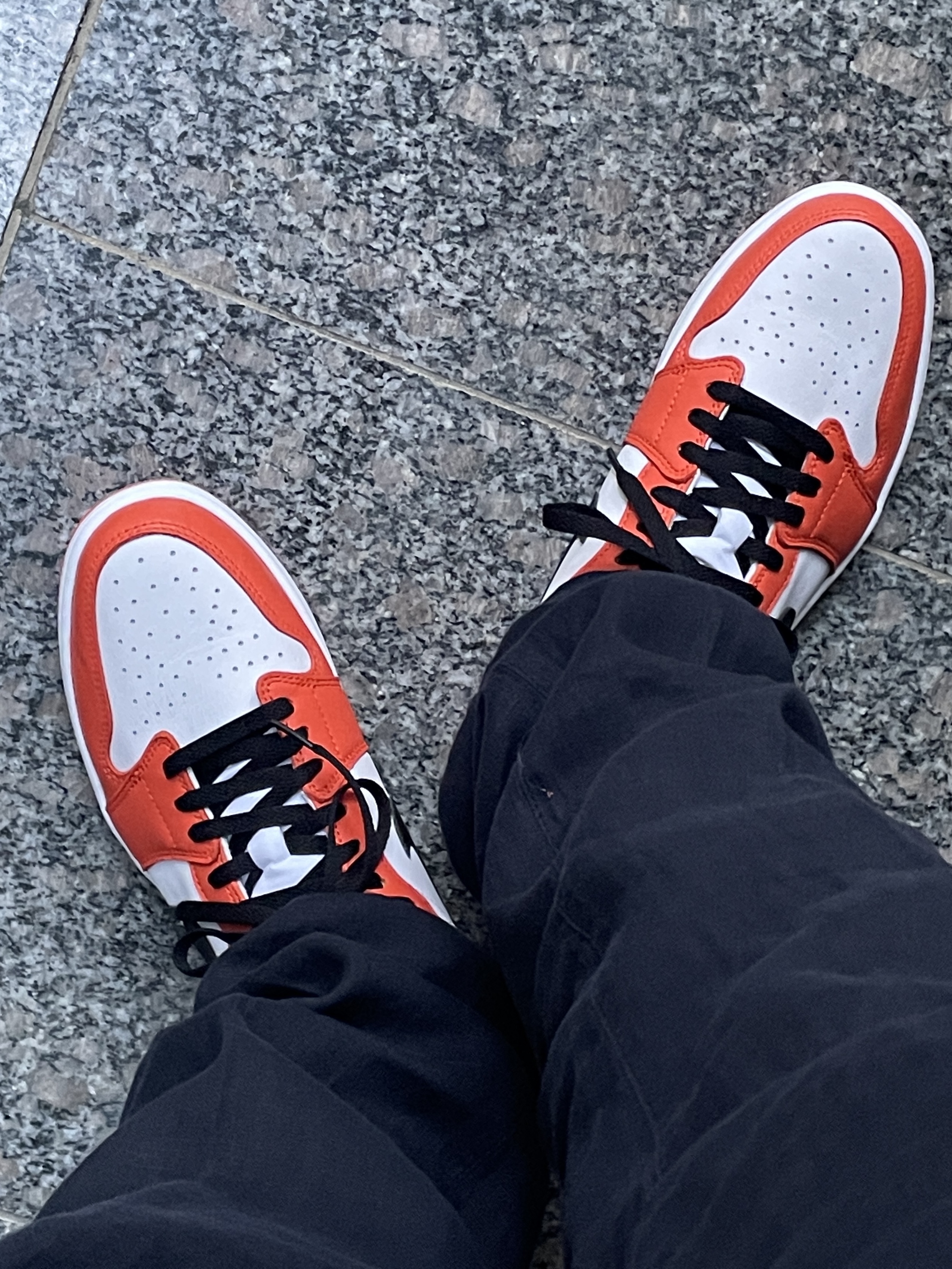 Jordan 1 Low OG Starfish, Stone Island 31303 Cargo Pants Navy Blue - 23SS 착용 스타일 - 3