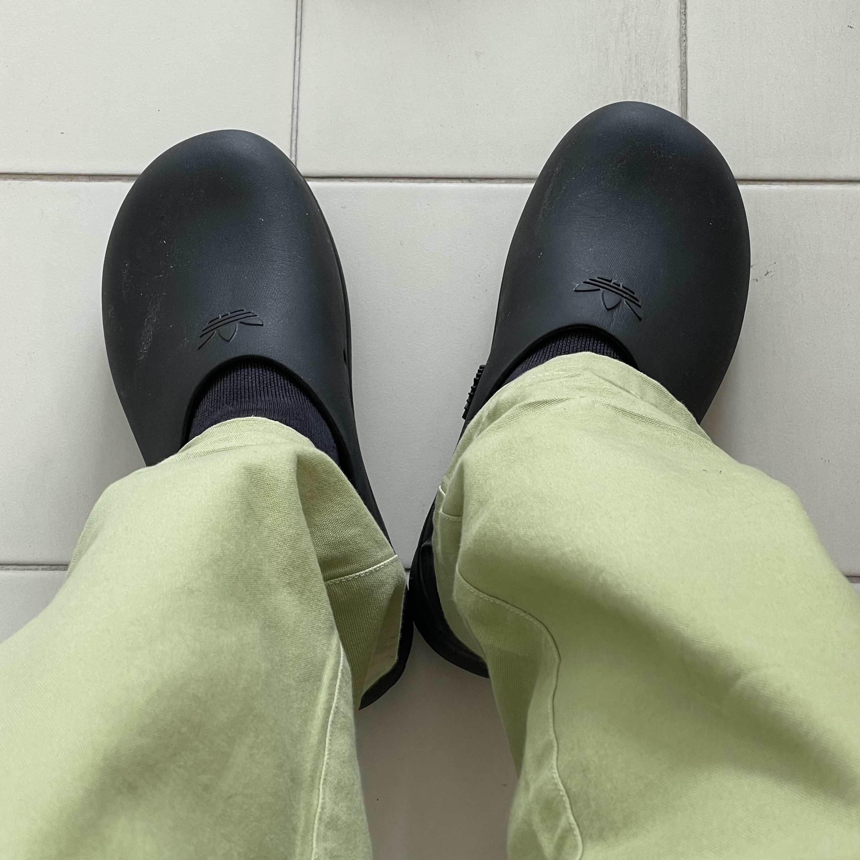 (W) Adidas Adifom Stan Smith Mule Core Black 착용 스타일