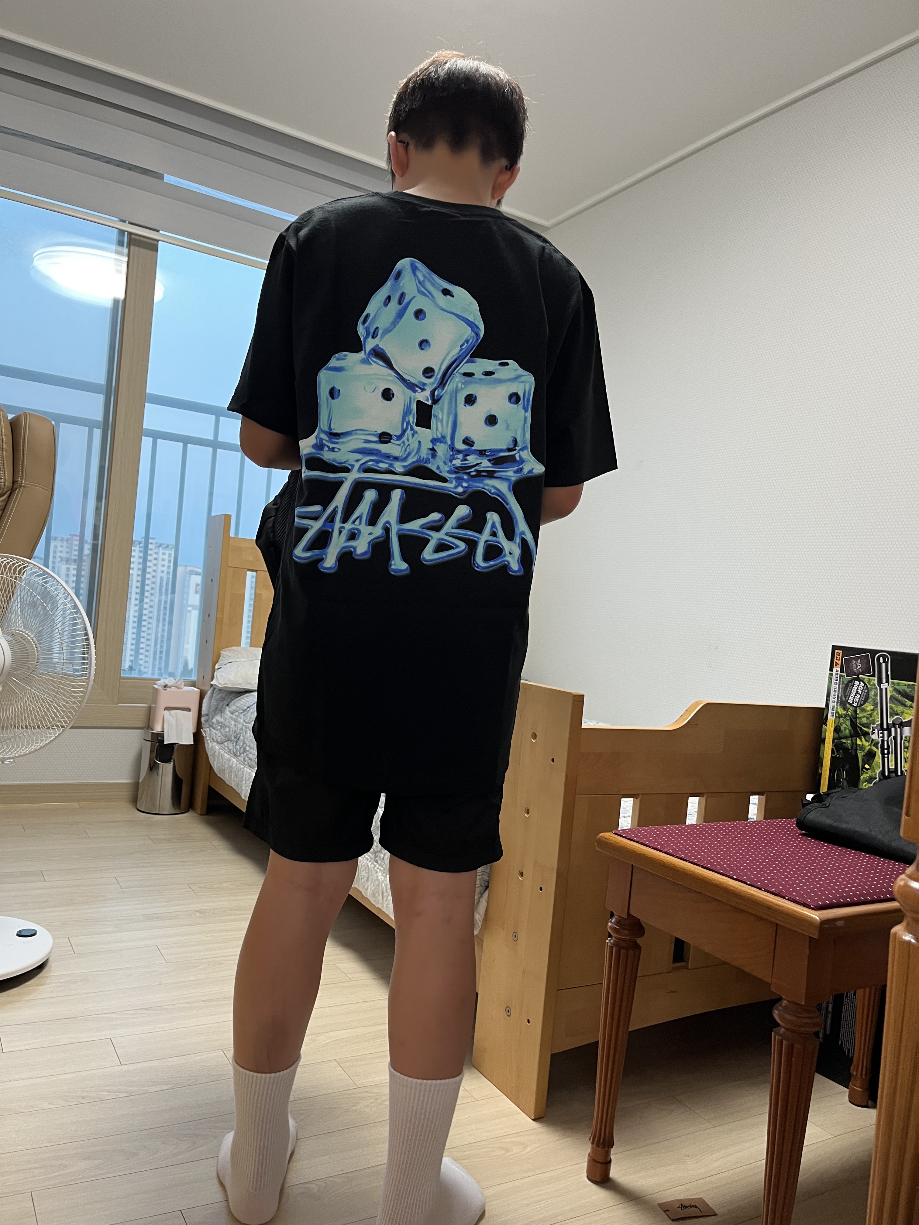 Stussy Melted T-Shirt Black, Nike x Supreme Air Force 1 Low Black 착용 스타일 - 2
