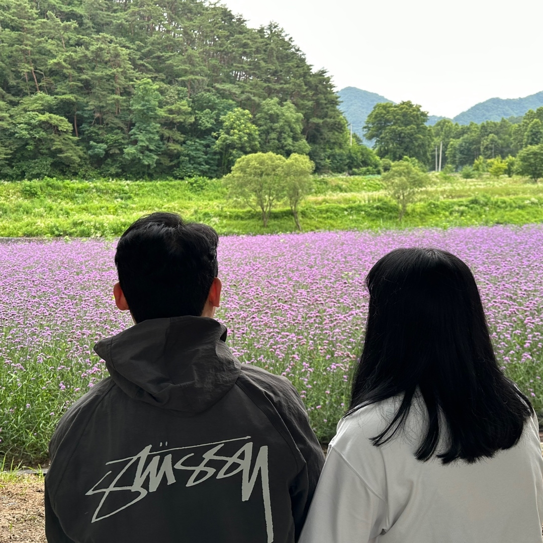 Stussy Wave Dye Beach Shell Jacket Black 착용 스타일