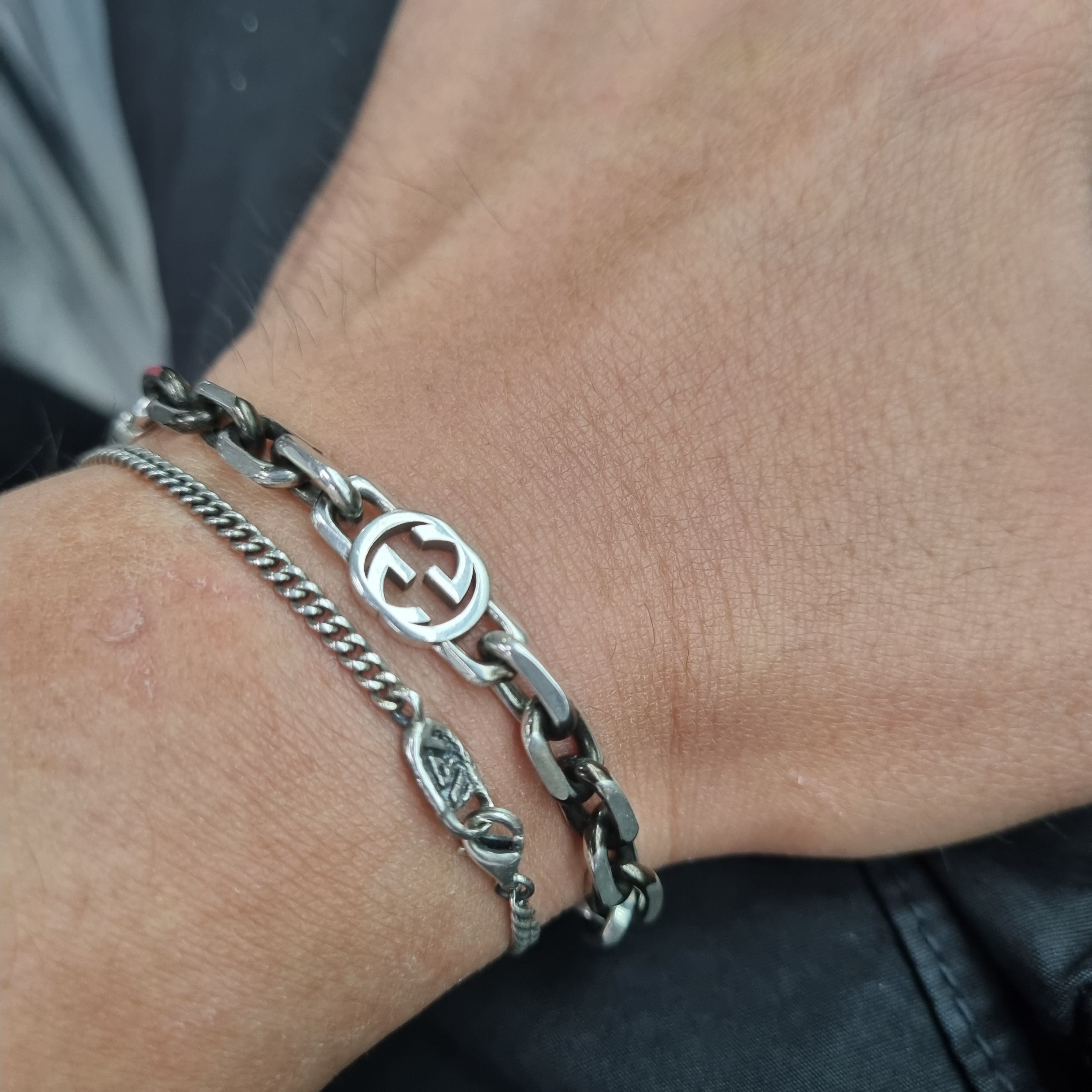 Gucci Interlocking G Bracelet Silver 착용 스타일