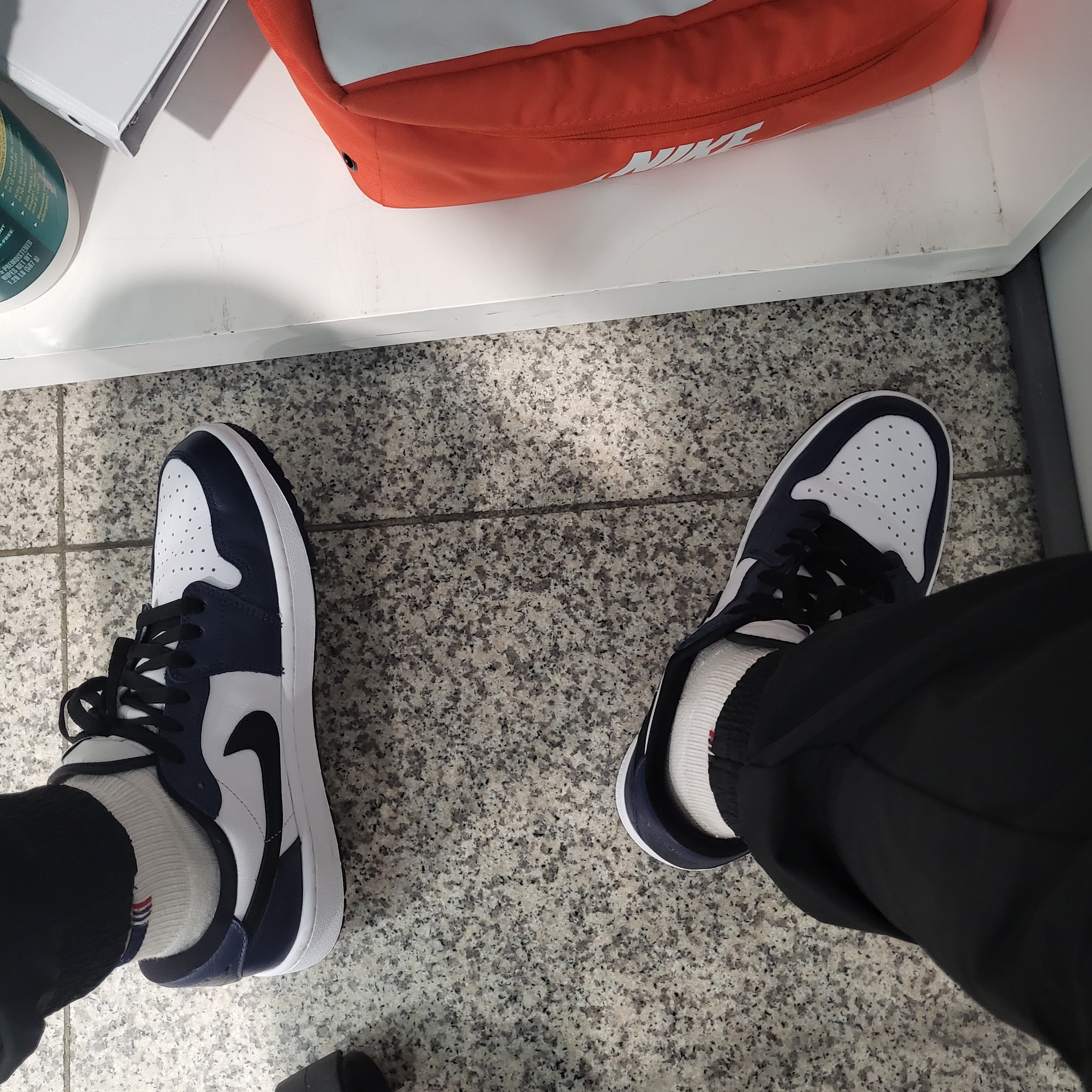 Jordan 1 Low Golf Midnight Navy 착용 스타일