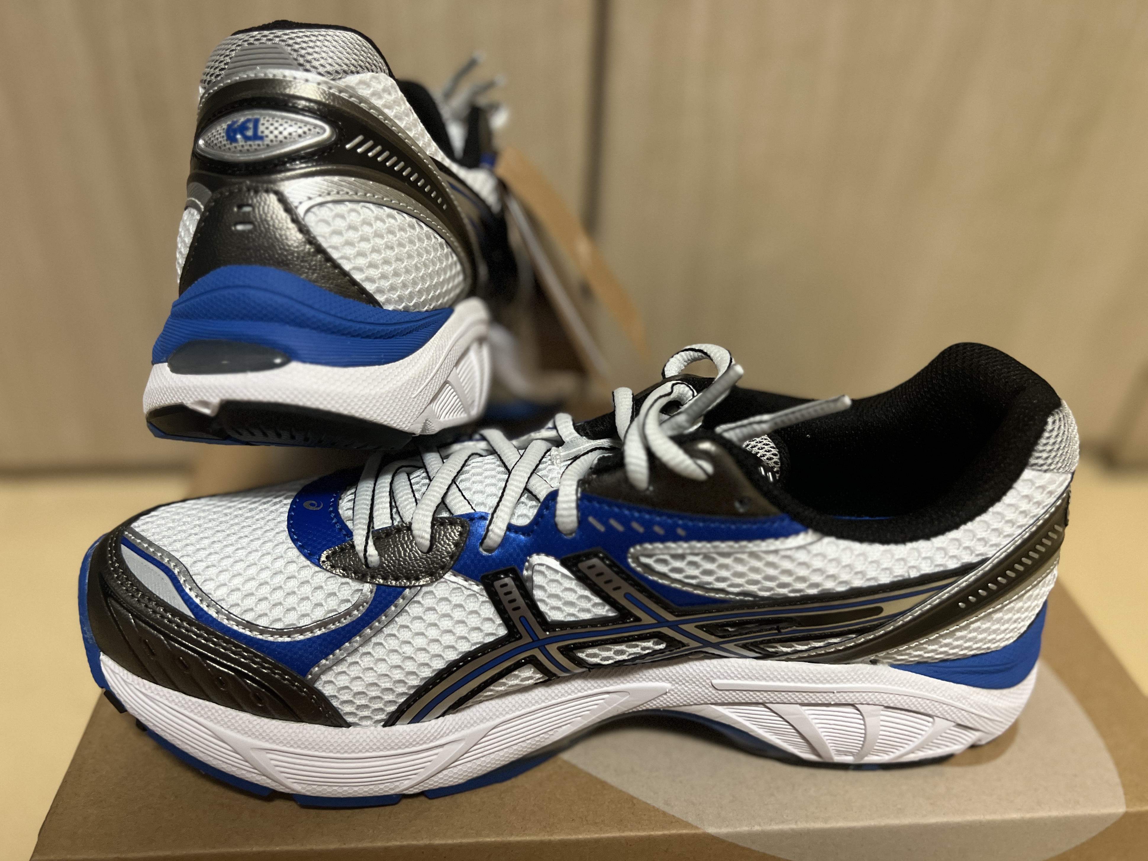 Asics GT-2160 White Illusion Blue 착용 스타일 - 2