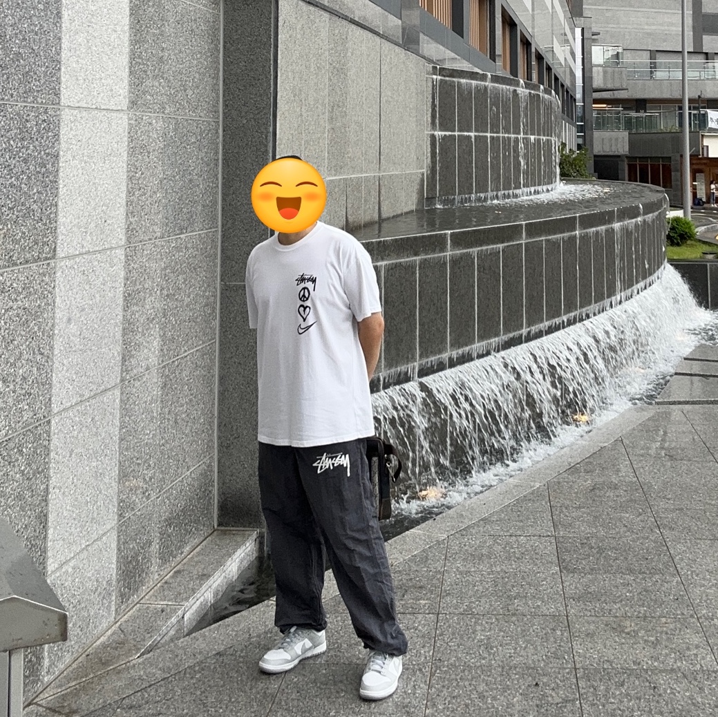 Nike x Stussy NRG RA T-Shirt Summit White (DM4942-121), Nike x Stussy Beach Pants Off Noir 착용 스타일