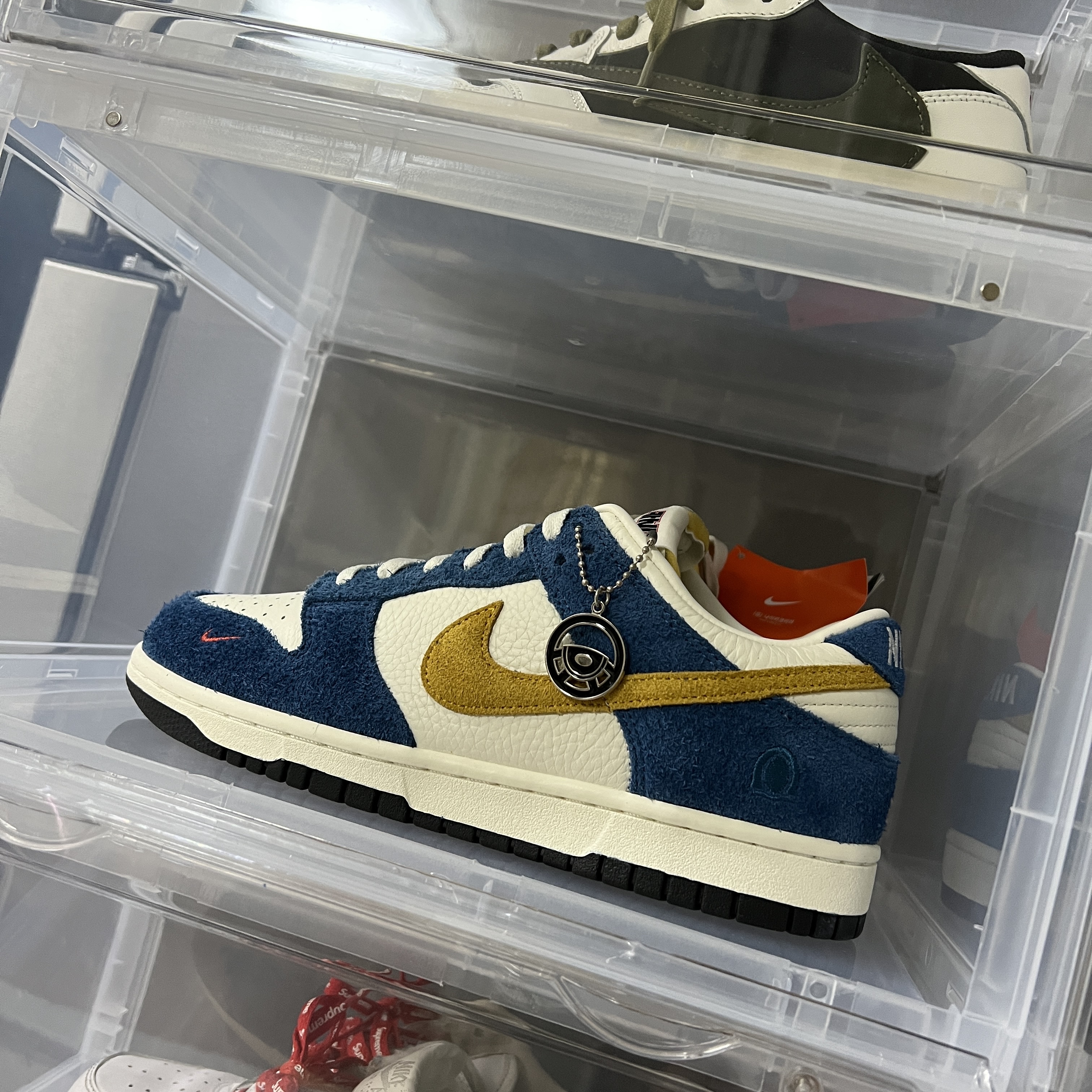 Nike x Kasina Dunk Low 80's Bus 착용 스타일