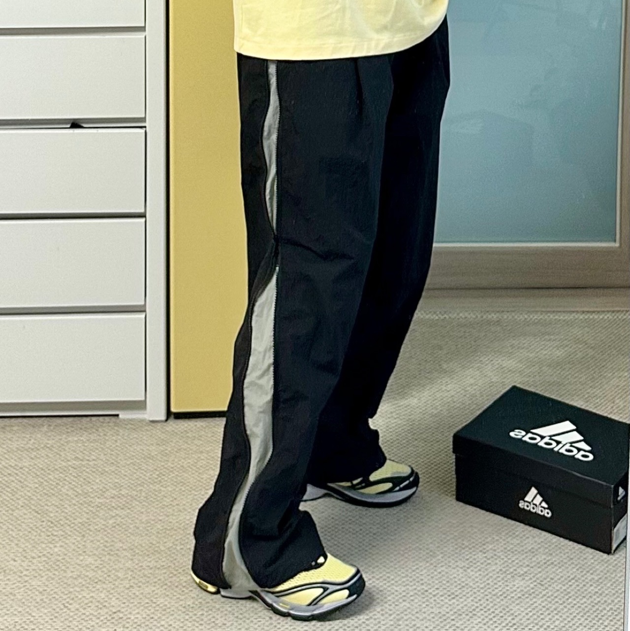 Adidas Supernova Cushion 7 Almost Yellow 착용 스타일 - 3