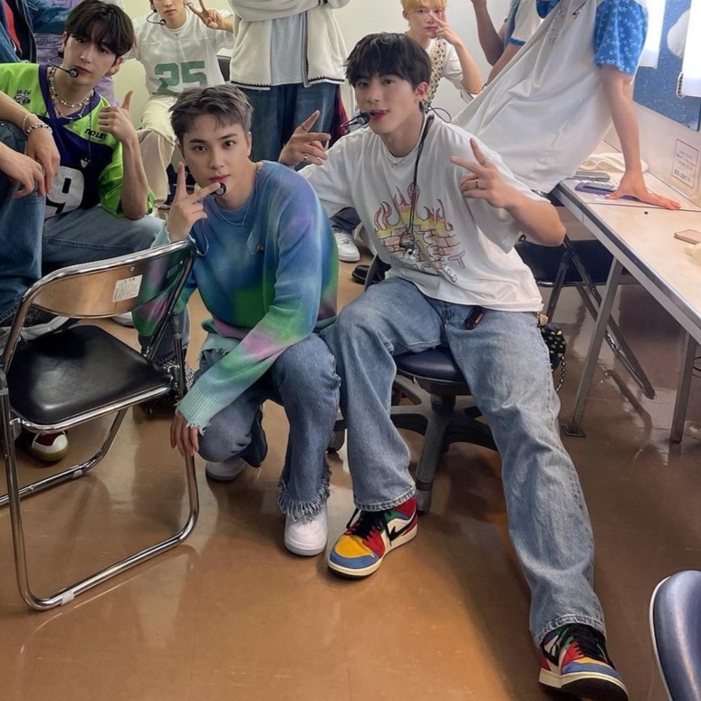 Jordan 1 x Blue The Great Mid SE Fearless 착용 스타일
