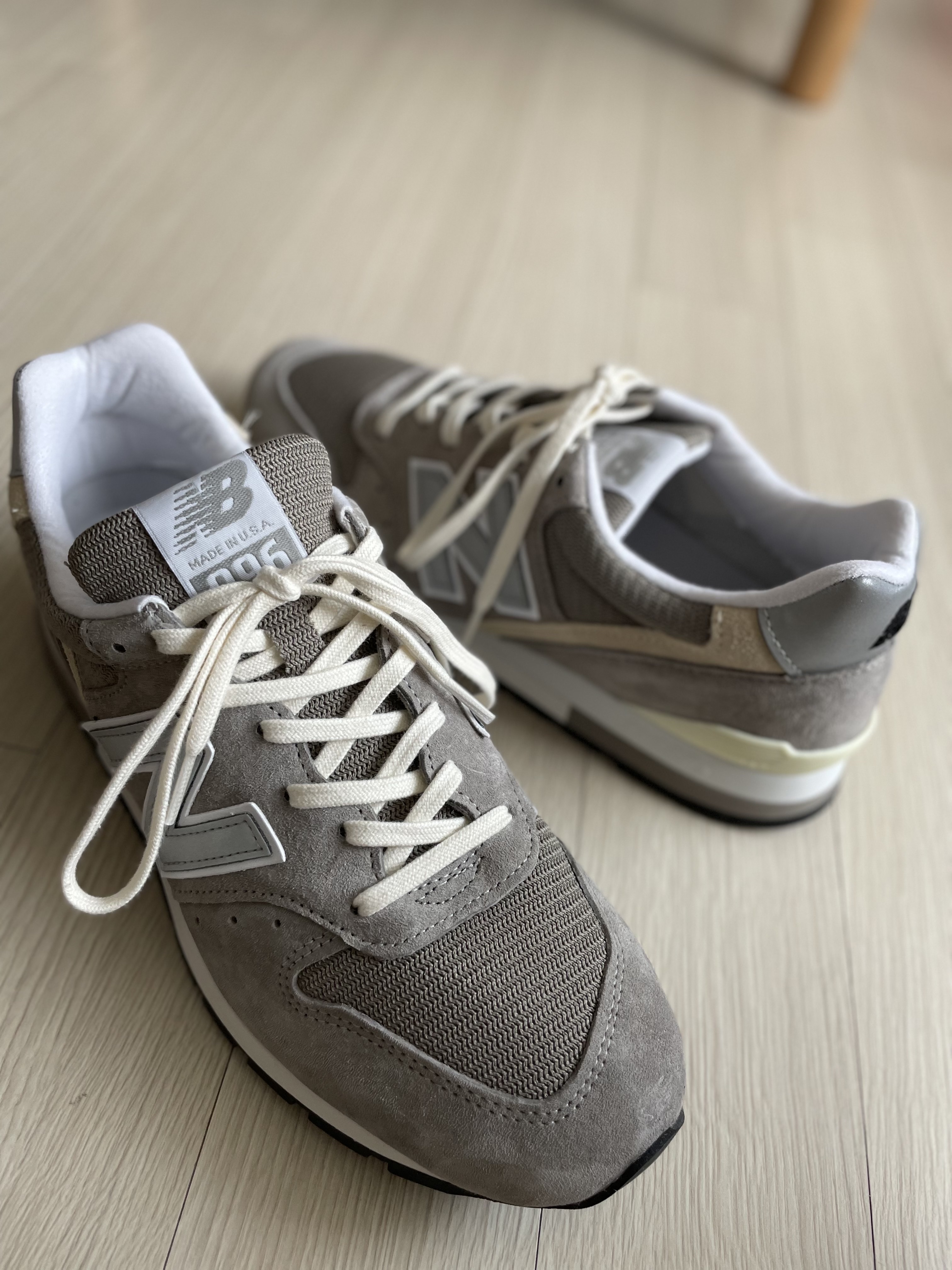 New Balance Made in USA 996 Grey 착용 스타일