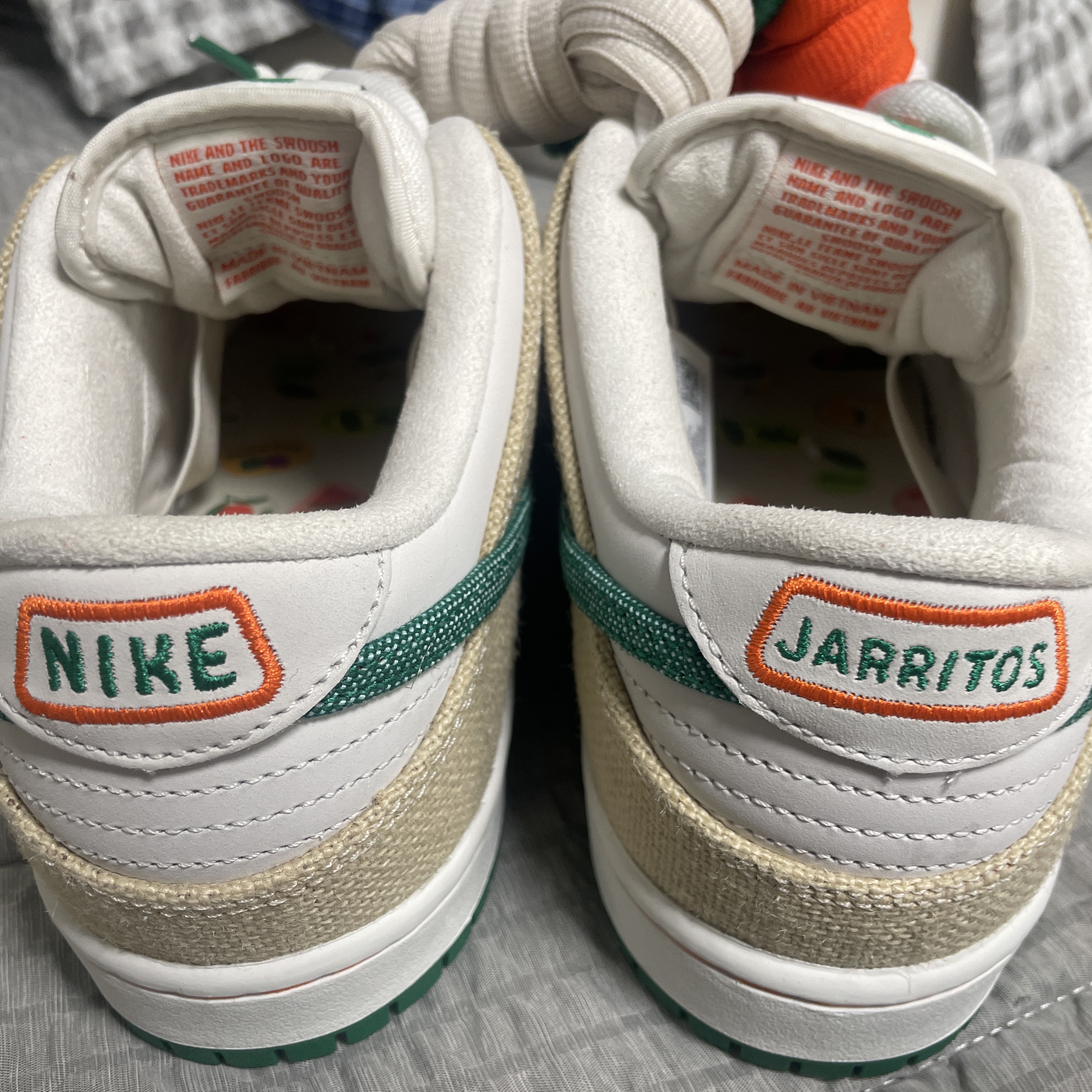 Nike x Jarritos SB Dunk Low Phantom and Malachite 착용 스타일 - 4