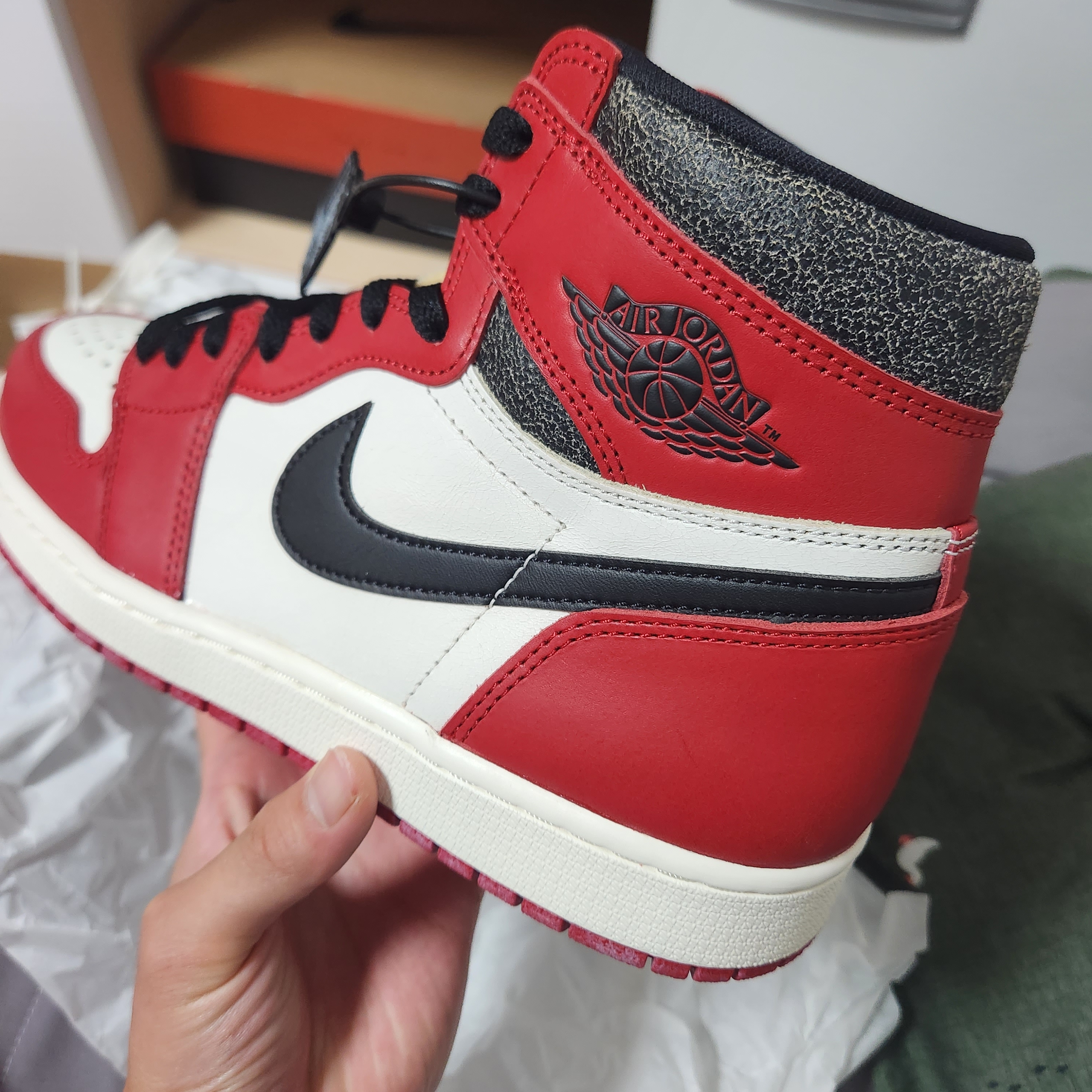 Jordan 1 Retro High OG Chicago 2022 착용 스타일 - 2
