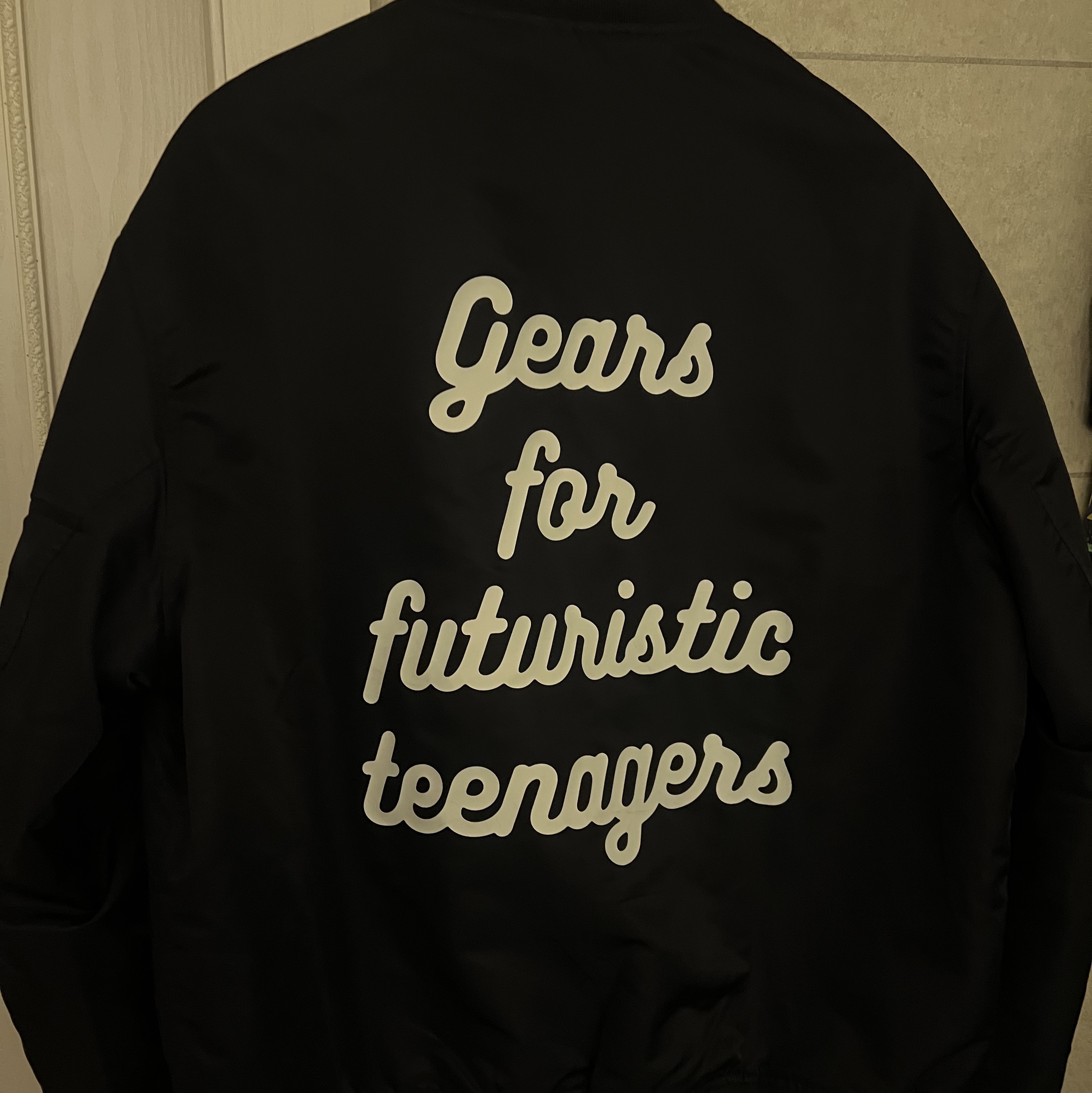 Human Made Nylon Stadium Jacket Navy 착용 스타일 - 2