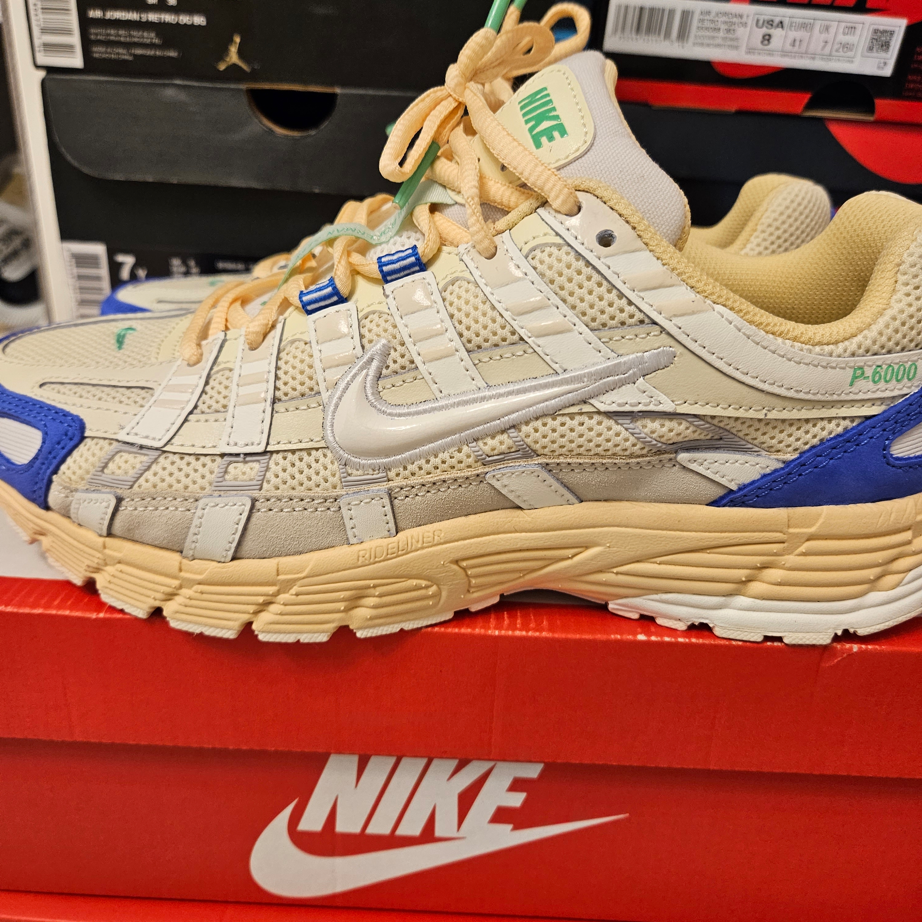 Nike P-6000 Coconut Milk Medium Blue 착용 스타일 - 1