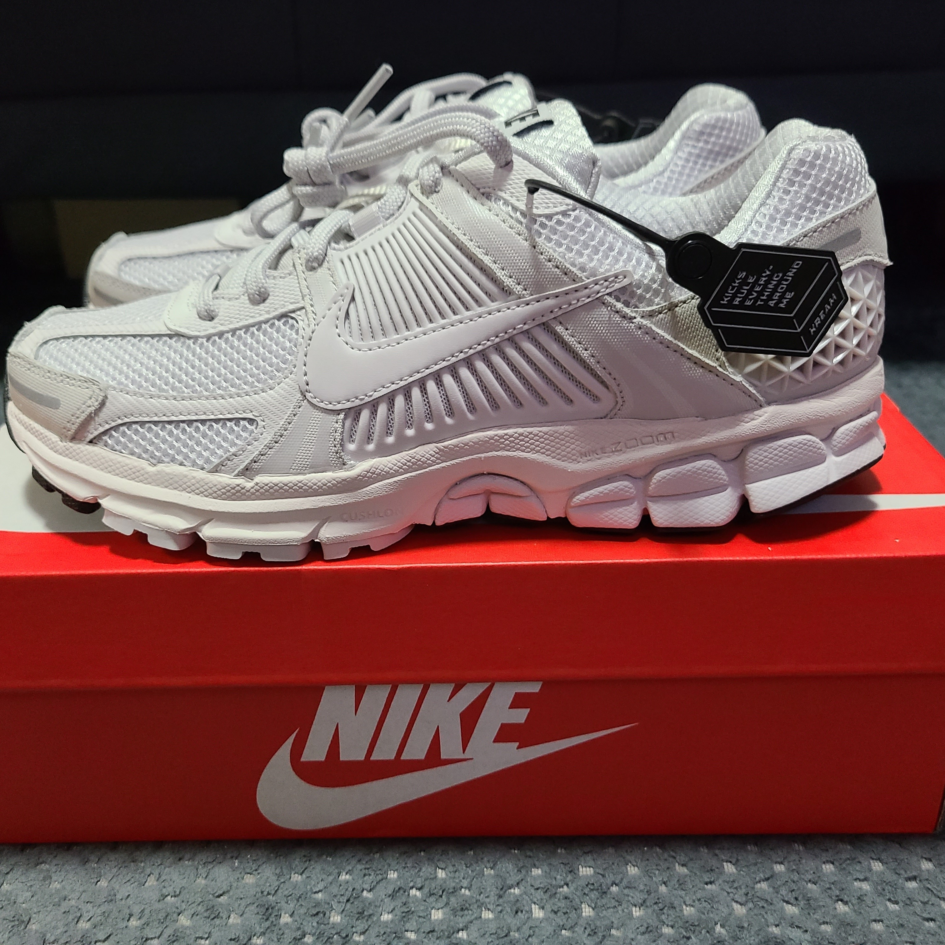 Nike Zoom Vomero 5 SP Vast Grey 2023 착용 스타일 - 2