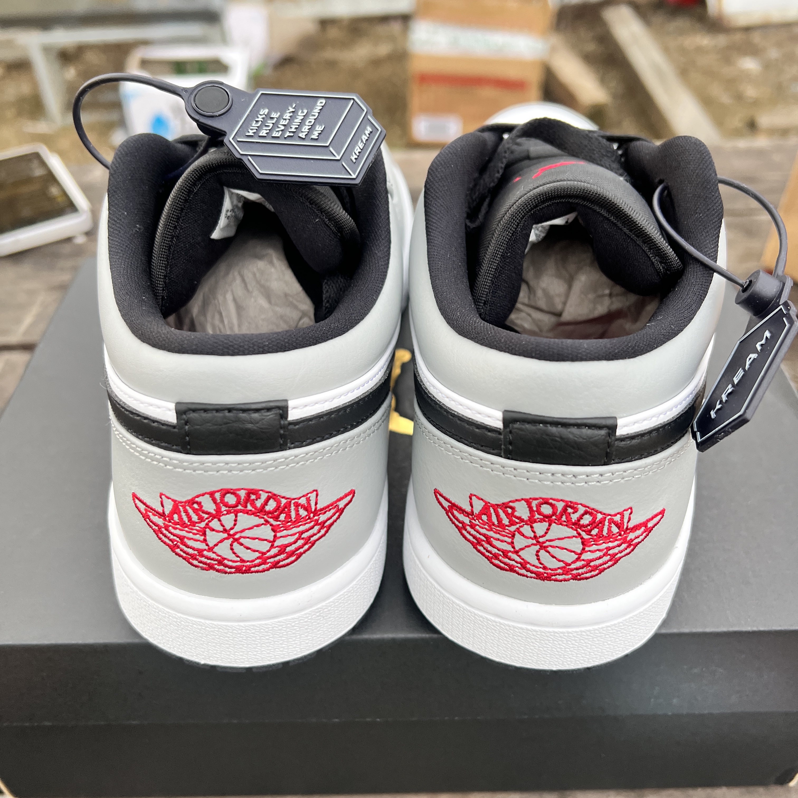 Jordan 1 Low Light Smoke Grey 착용 스타일 - 2
