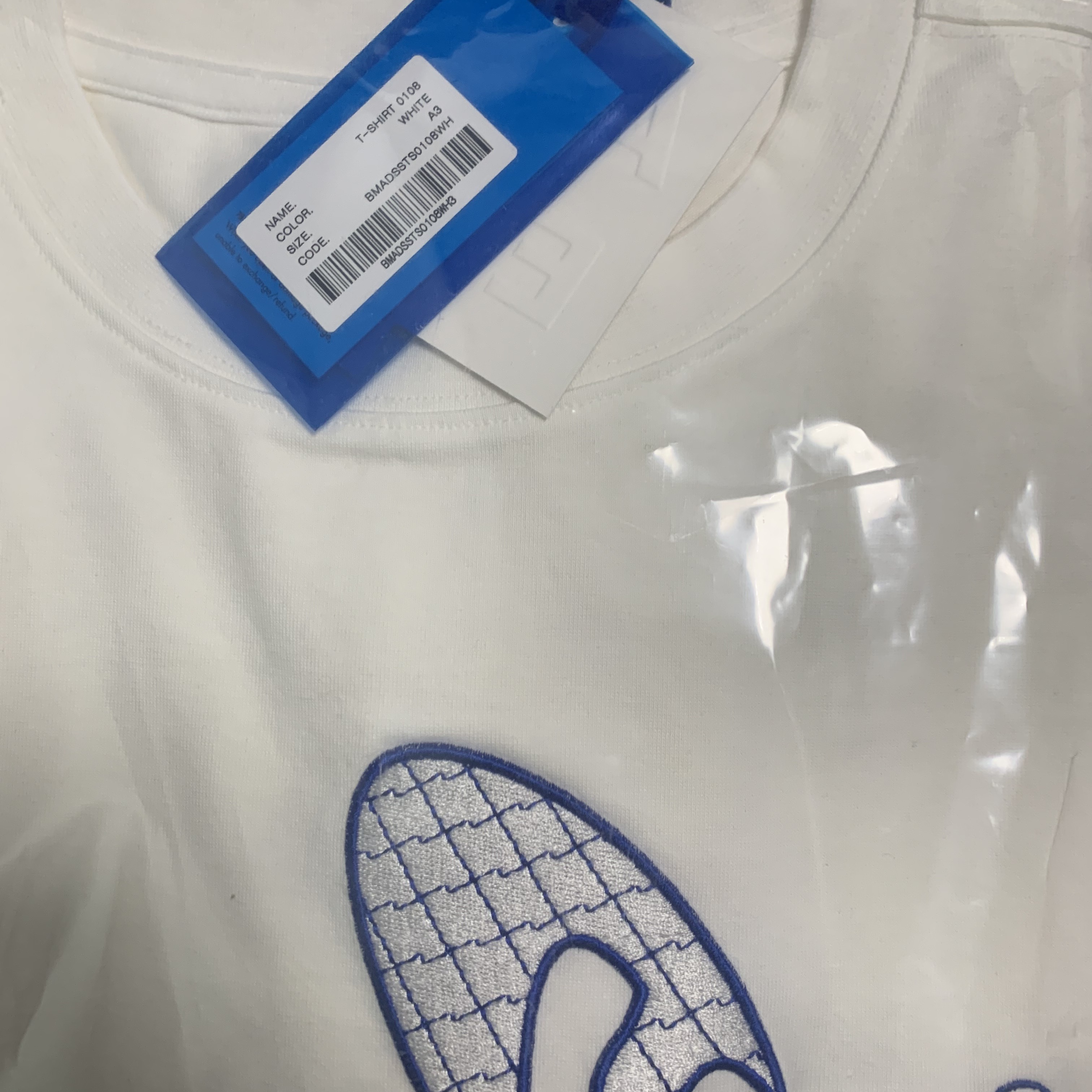 Ader Error Butterfy Logo T-Shirt White 착용 스타일