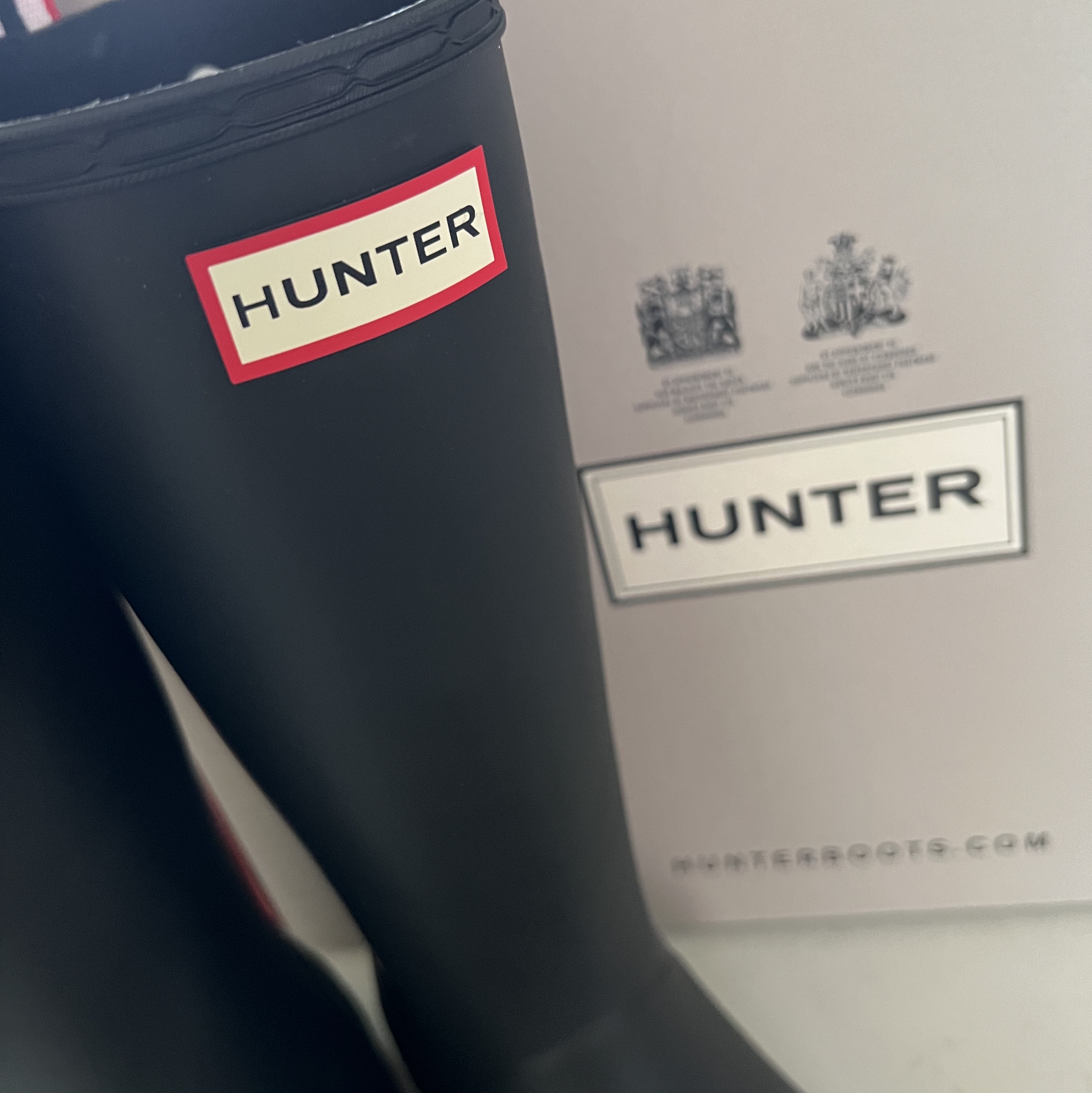 (W) Hunter Play Tall Wellington Rain Boots Black 착용 스타일