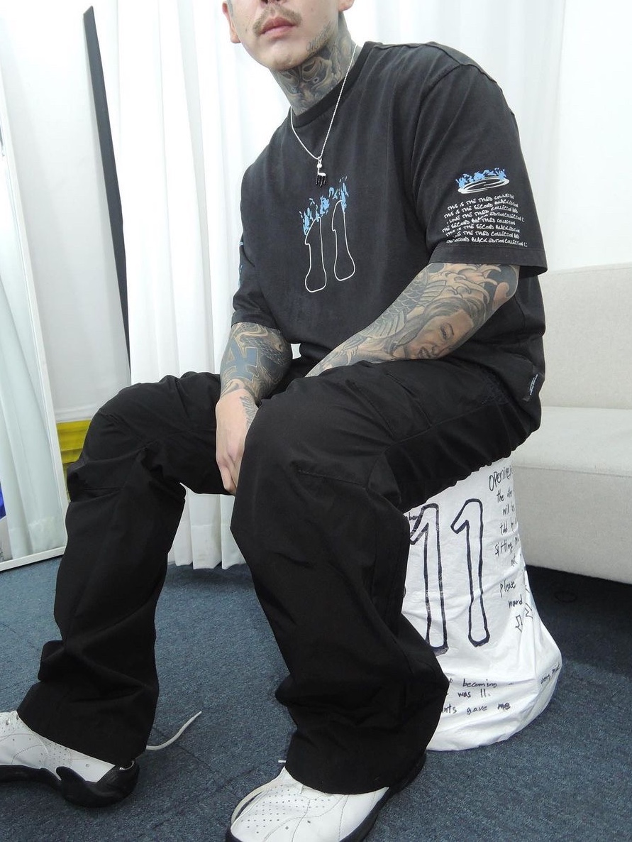 Opening Project Black Edition No11 Dyded T-Shirts Black 착용 스타일