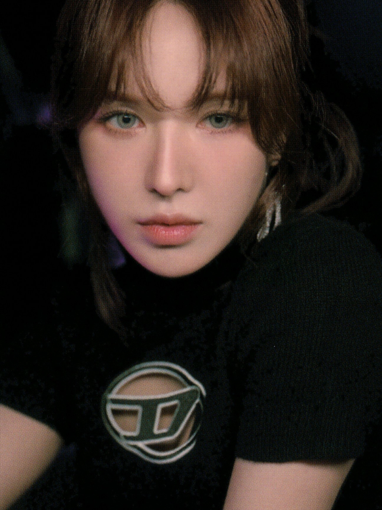 (W) Diesel T-Angie Peekaboo Logo T-Shirt Black 착용 스타일