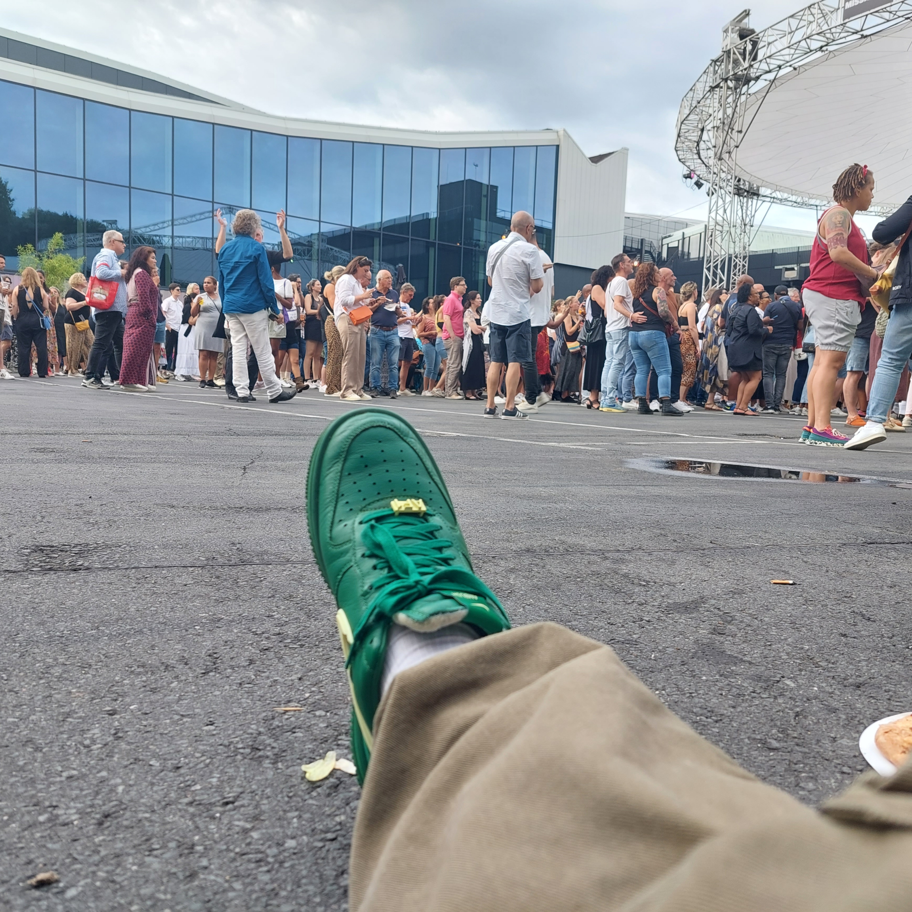 Nike x Ambush Air Force 1 Low SP Pine Green and Citron 착용 스타일 - 1