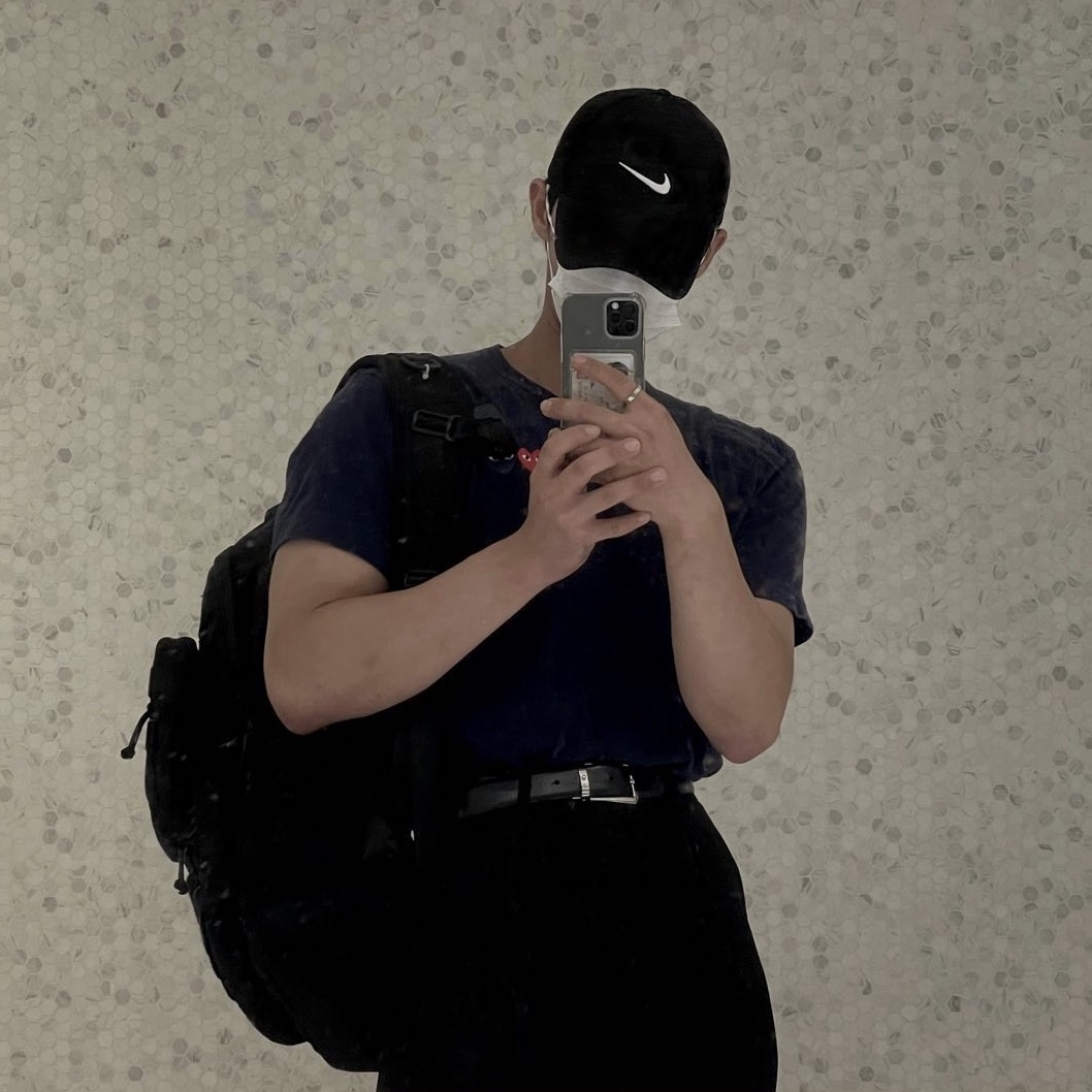 Play Comme des Garcons Double Heart T-Shirt Navy, Montblanc Rectangular Roller Pin Buckle 35mm Leather Belt Black 착용 스타일