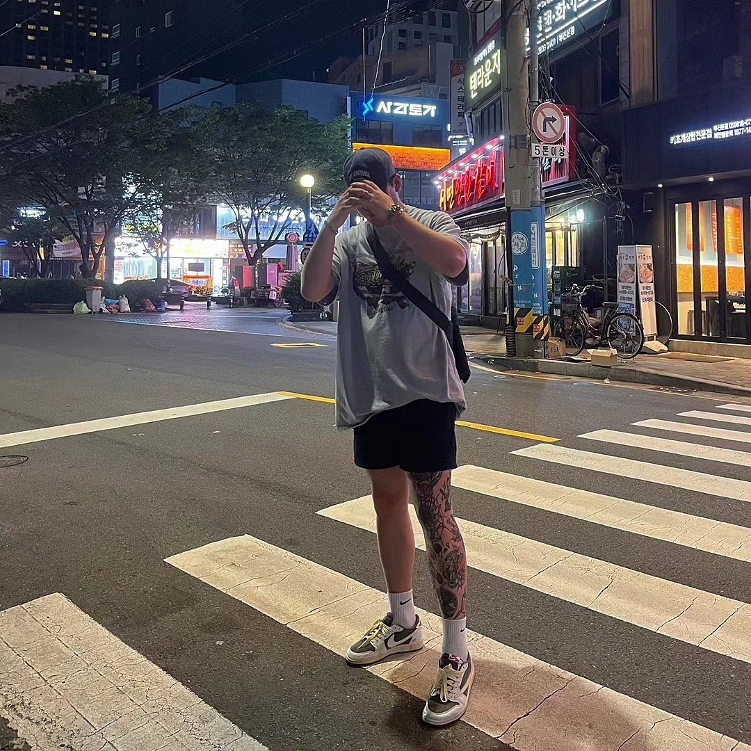 Jordan 1 x Travis Scott Retro Low OG SP Sail and Ridgerock, Dior Saddle Bag Black Dior Oblique Jacquard 착용 스타일