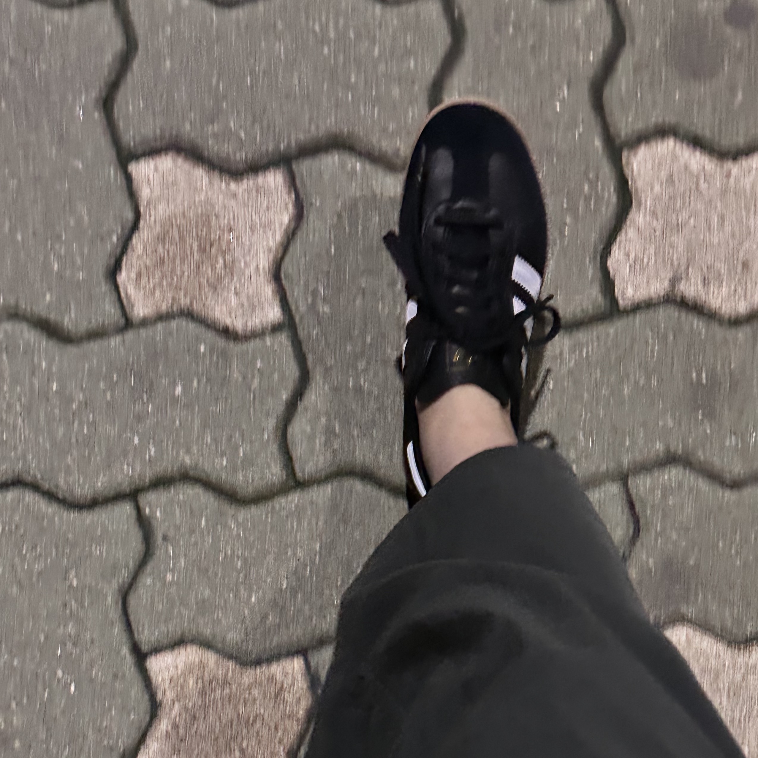 Adidas Samba Decon Core Black 착용 스타일