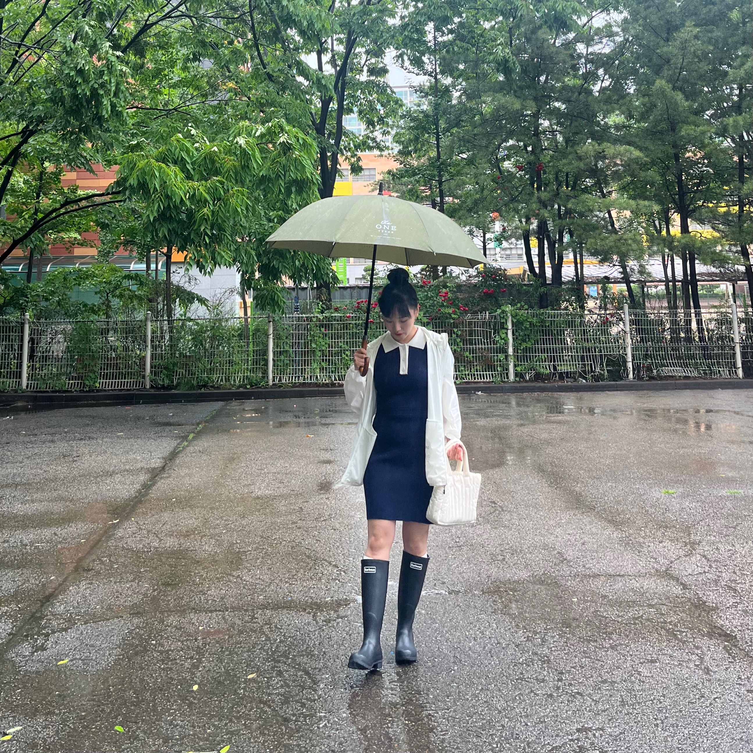 (W) Barbour Abbey Wellington Boots Black 착용 스타일 - 1