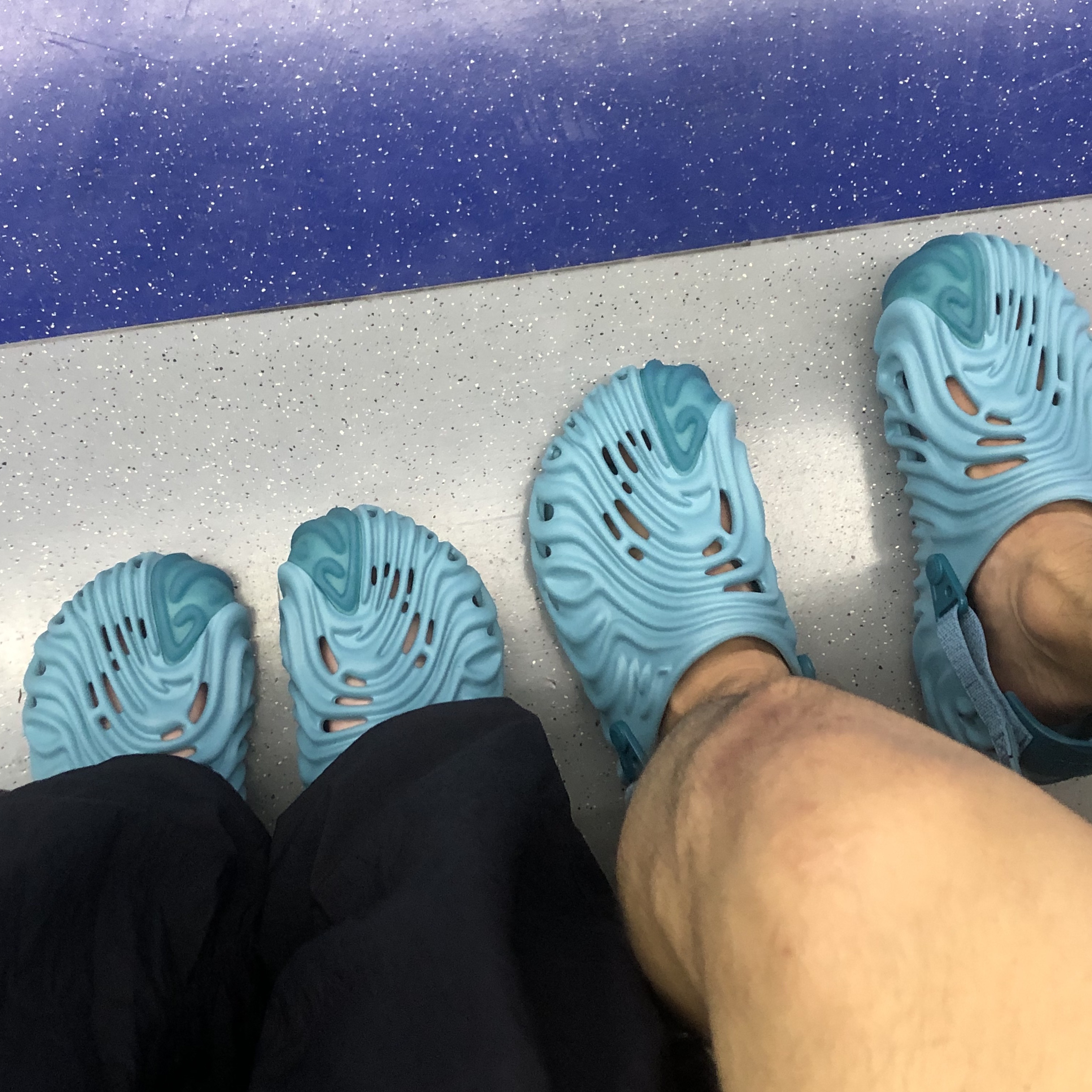 Crocs x Salehe Bembury Pollex Clog Tide 착용 스타일