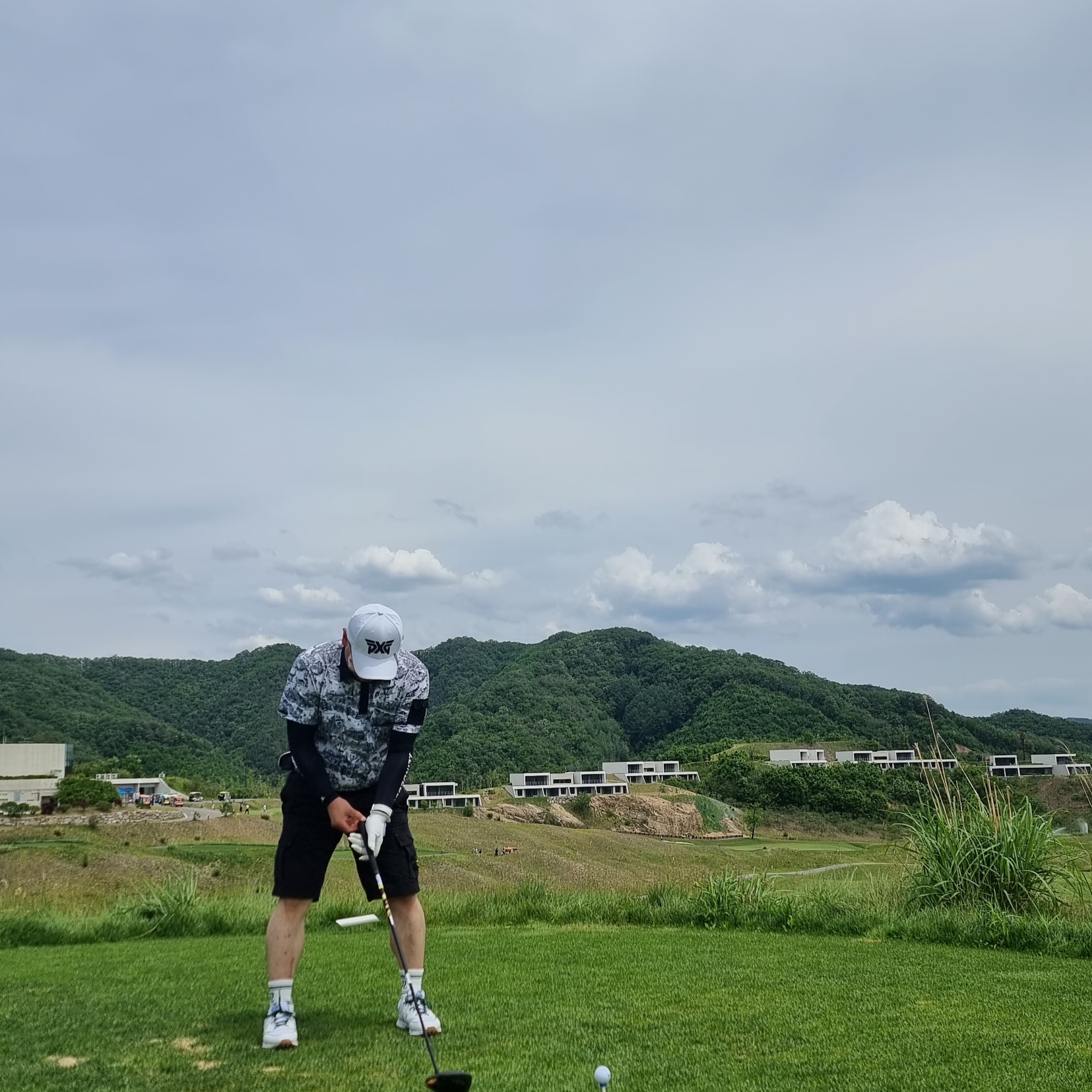 New Balance x Malbon 997 Golf White Green 착용 스타일