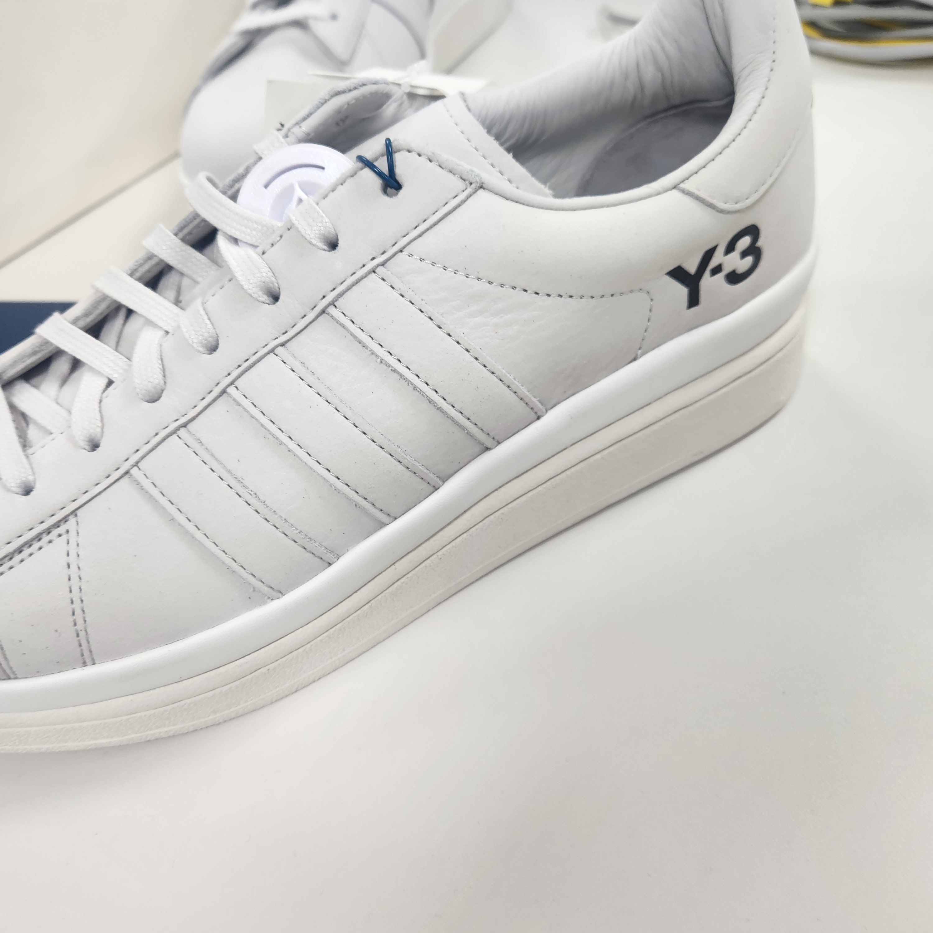 Y-3 Hicho Grey One 착용 스타일 - 3