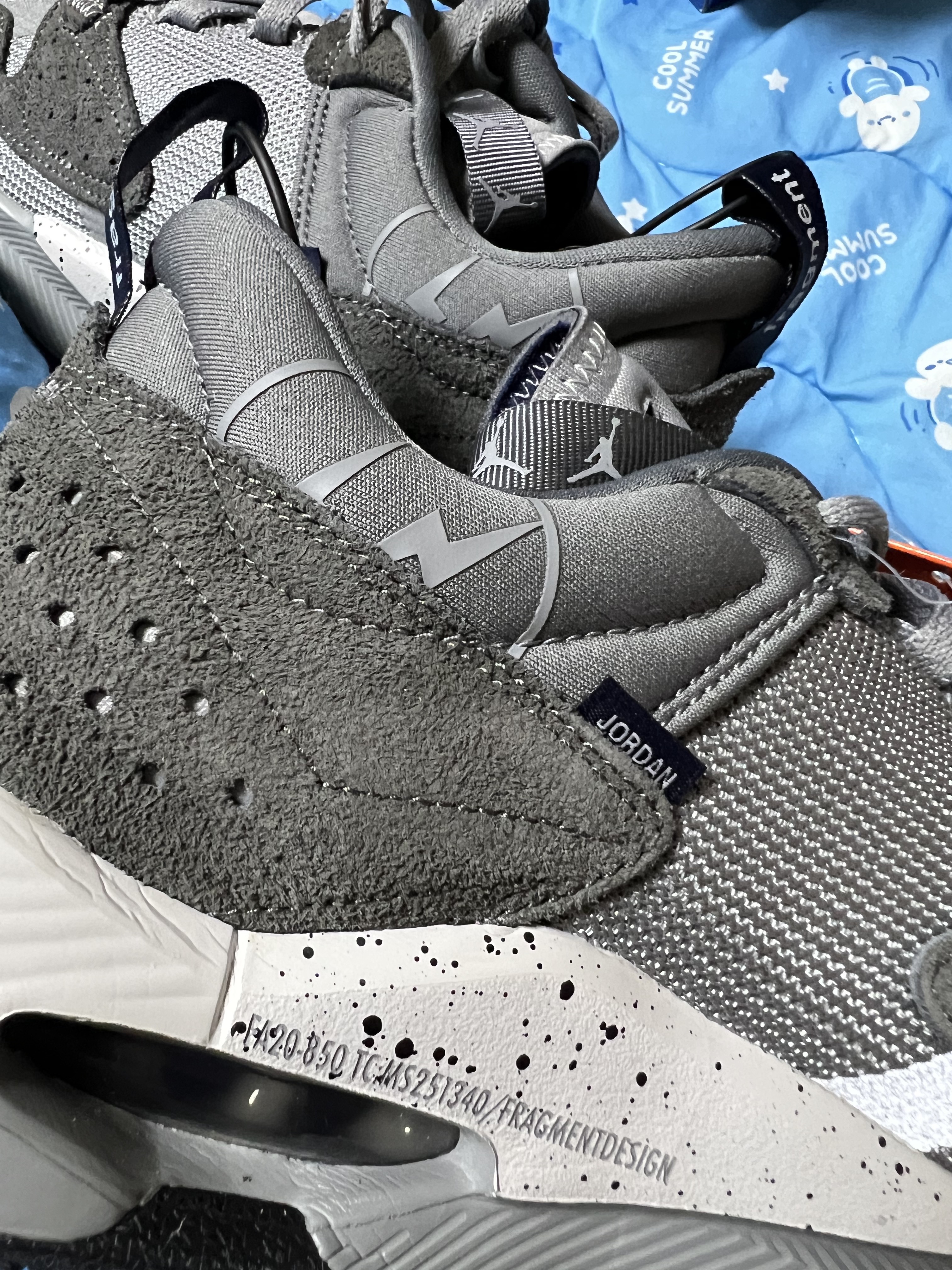 Jordan x Fragment Air Cadence SP Particle Grey 착용 스타일