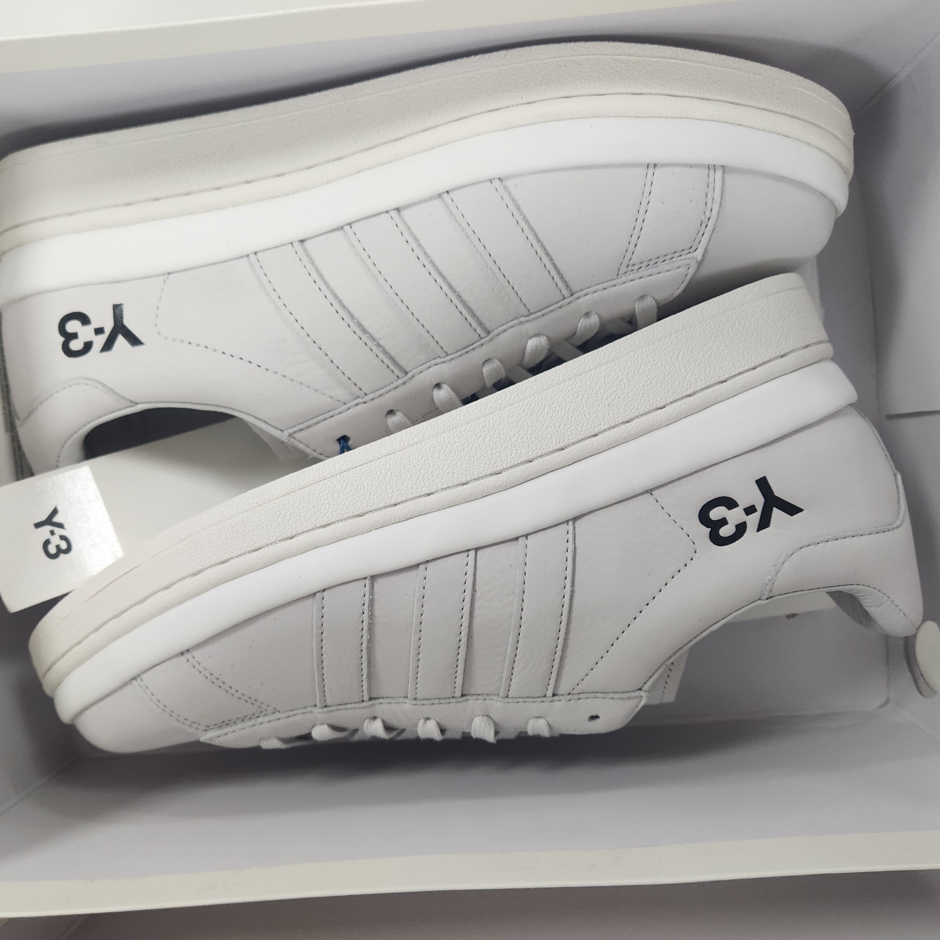 Y-3 Hicho Grey One 착용 스타일 - 1