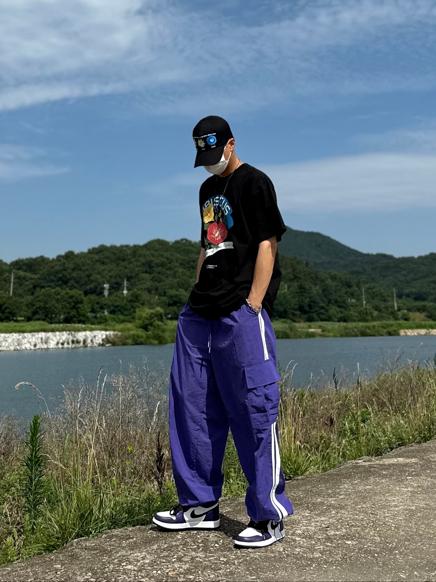 Jordan 1 Retro High OG Court Purple 2020 착용 스타일 - 5
