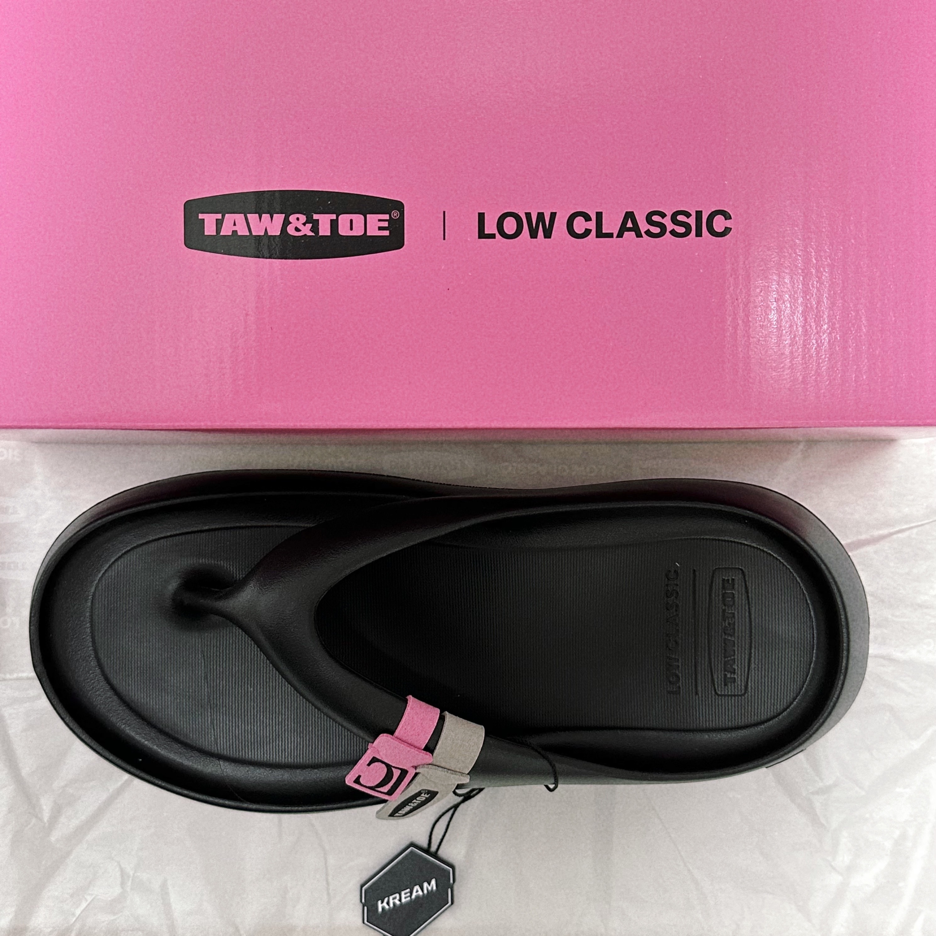 Taw&Toe x Low Classic Platform Flip Flop Black 착용 스타일
