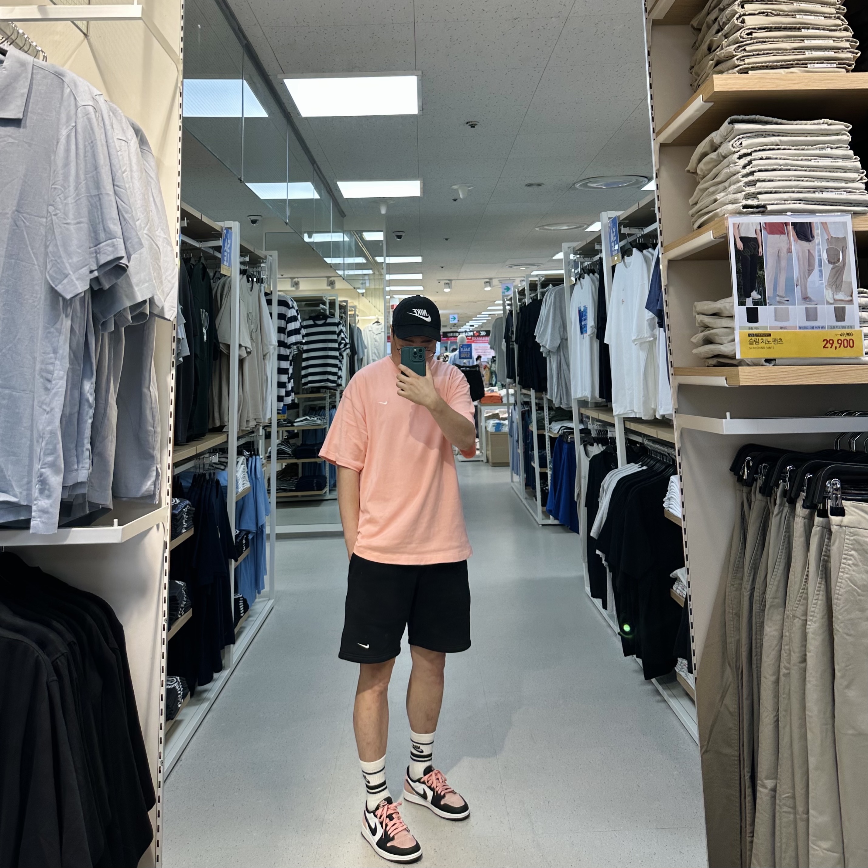 Nike Heritage 86 Futura Washed Cap Black White, Nike NRG Solo Swoosh T-Shirt Bleached Coral - US/EU μ°©μ© μ€νμΌ