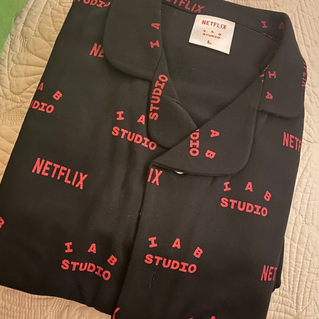 IAB STUDIO NETFLIX ルームウェア　クッションカバー　Lサイズ IAB STUDIO NETFLIX ルームウェア クッションカバー Lサイズ IAB