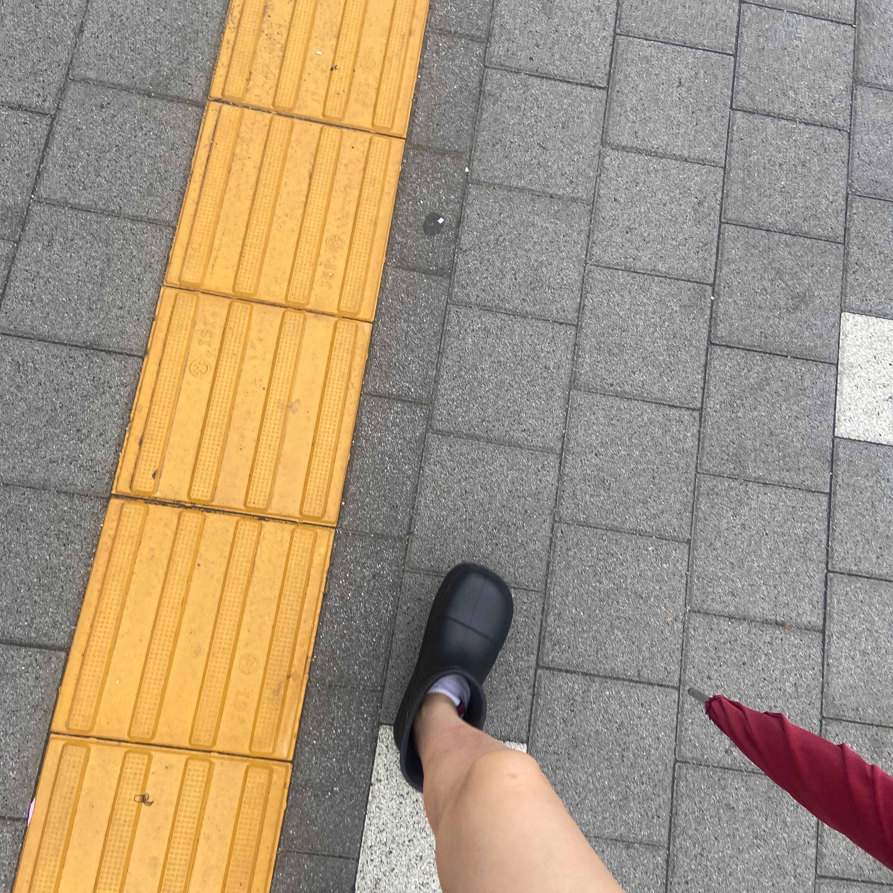 (W) Rockfishweatherwear Hayden Boots Black 착용 스타일